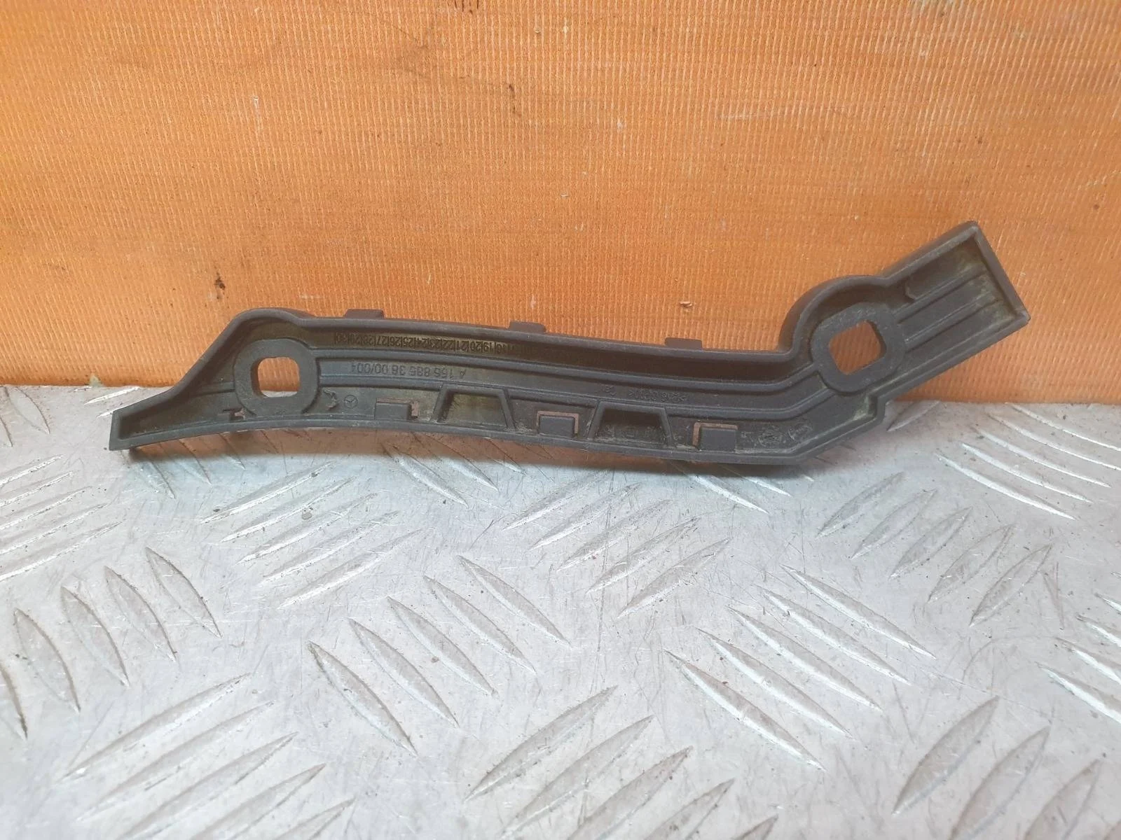 Кронштейн бампера Mercedes GLA-Class 2017-2020 X156