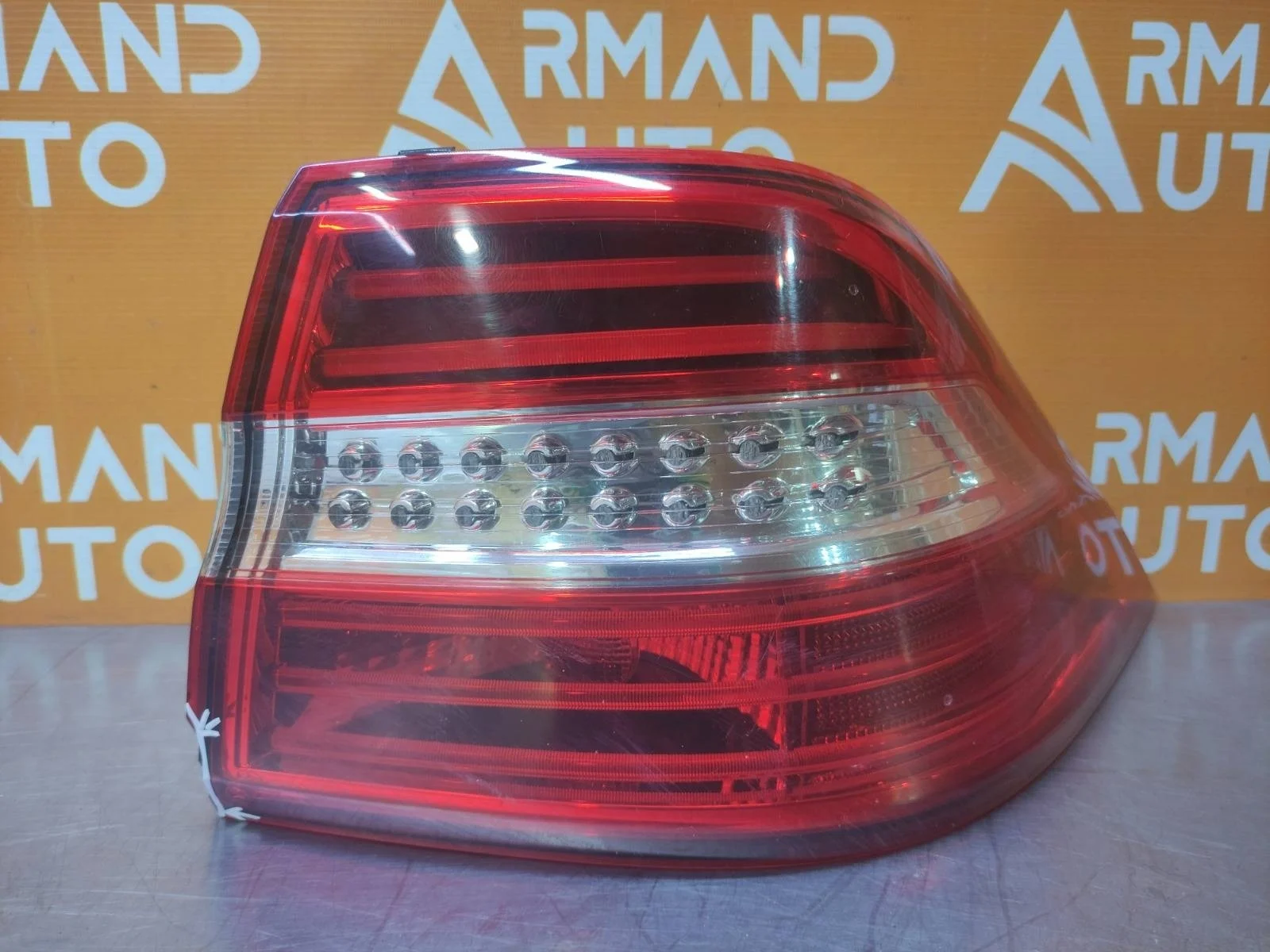 Фонарь внешний Mercedes ML GLE-Class 2011-2015 W166