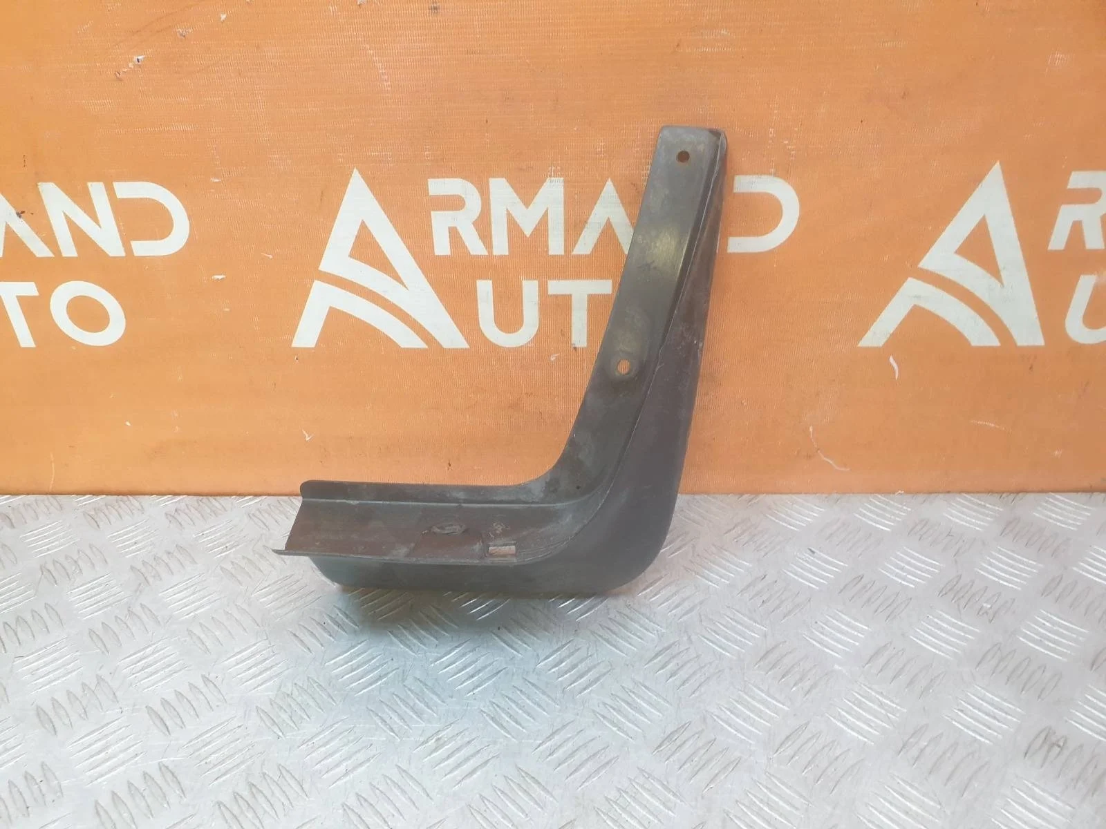 Брызговик Mitsubishi Outlander 2012-2015 3