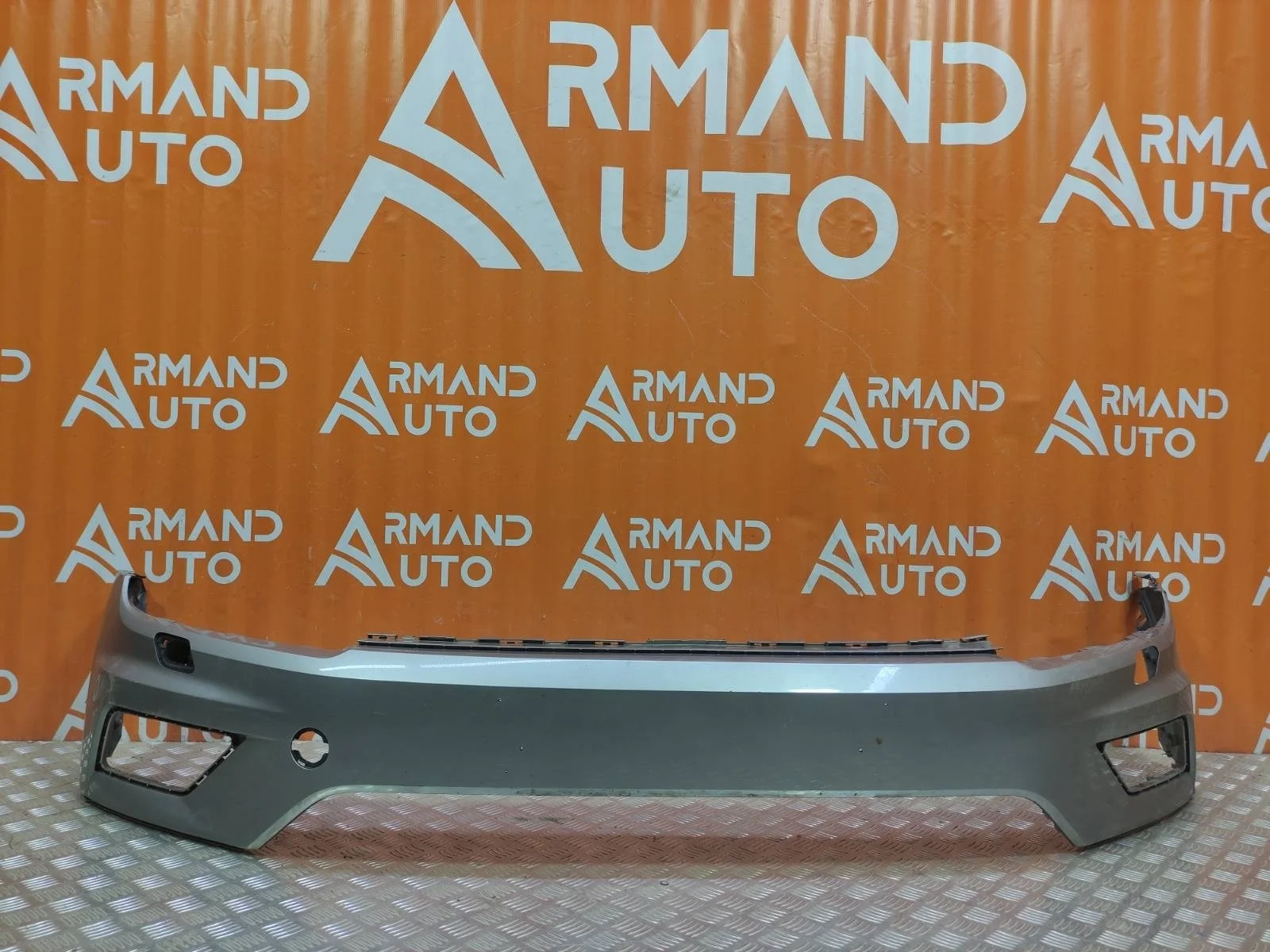 Бампер Volkswagen Tiguan 2016-2020