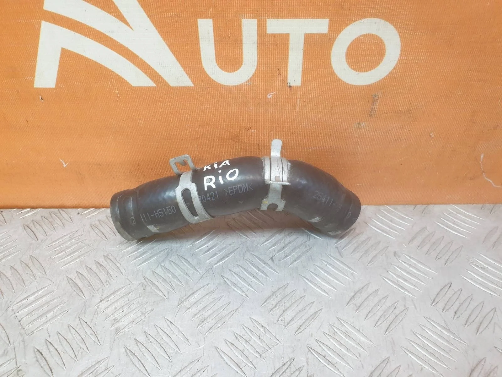 Патрубок радиатора Hyundai Solaris 2017-нв