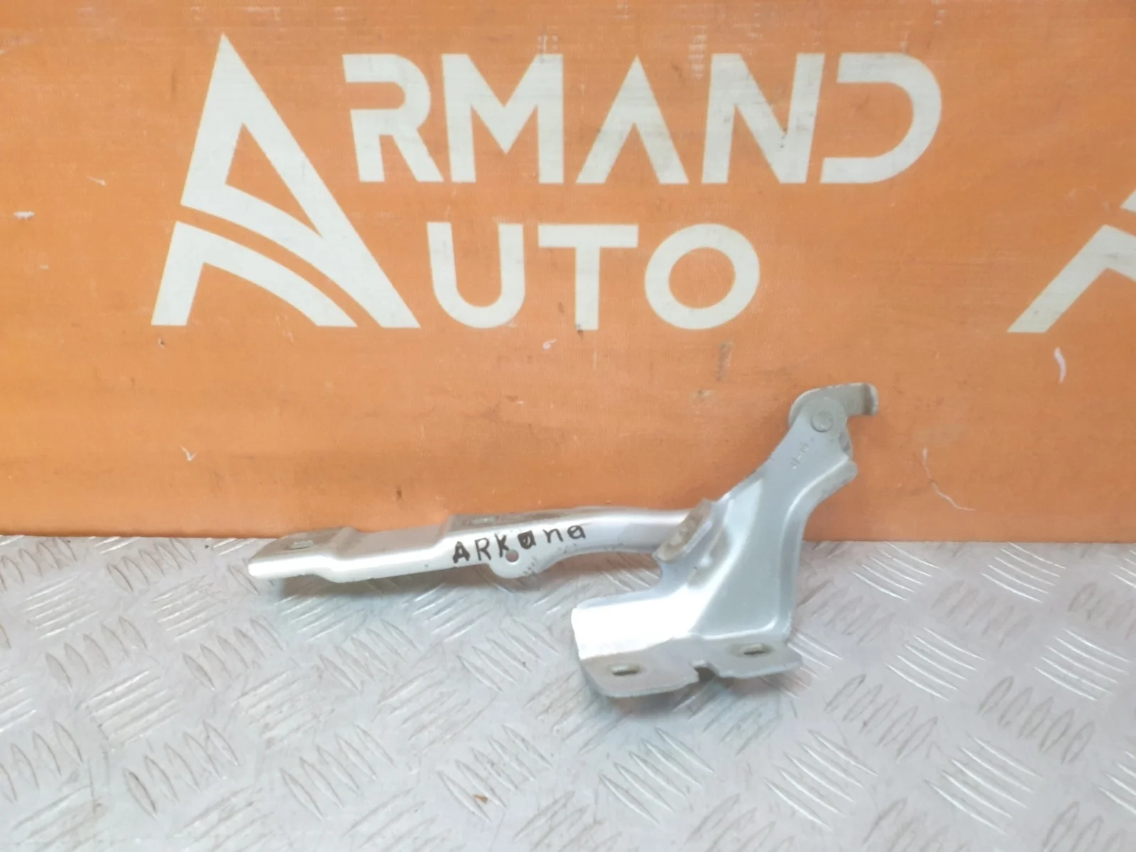 Петля капота Renault Arkana 2019-нв