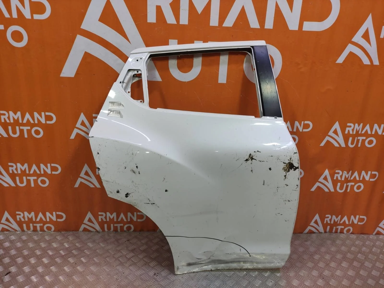 Дверь Nissan Juke 2010-2019 YF15