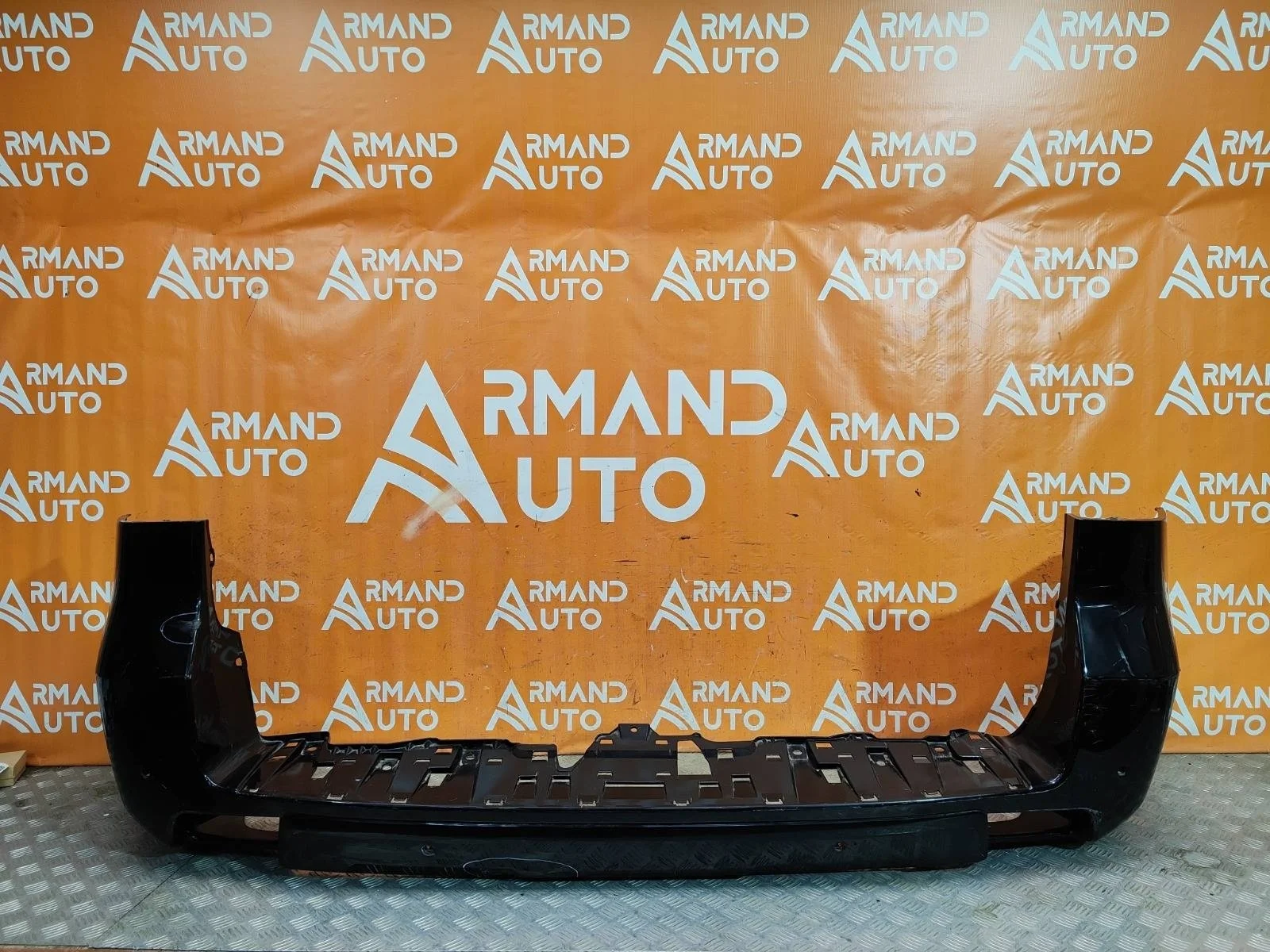 Бампер Toyota Land Cruiser Prado 2017-нв 150