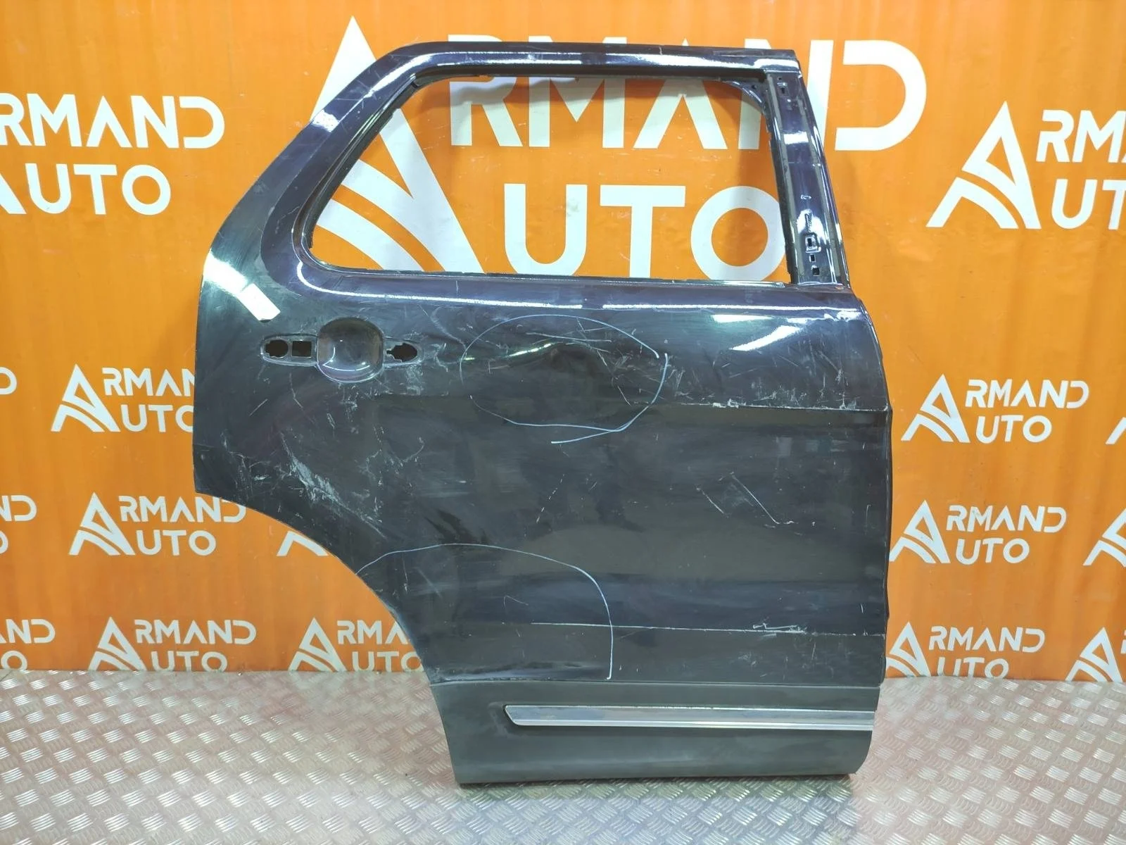 Дверь Ford Explorer 2015-2019 U502