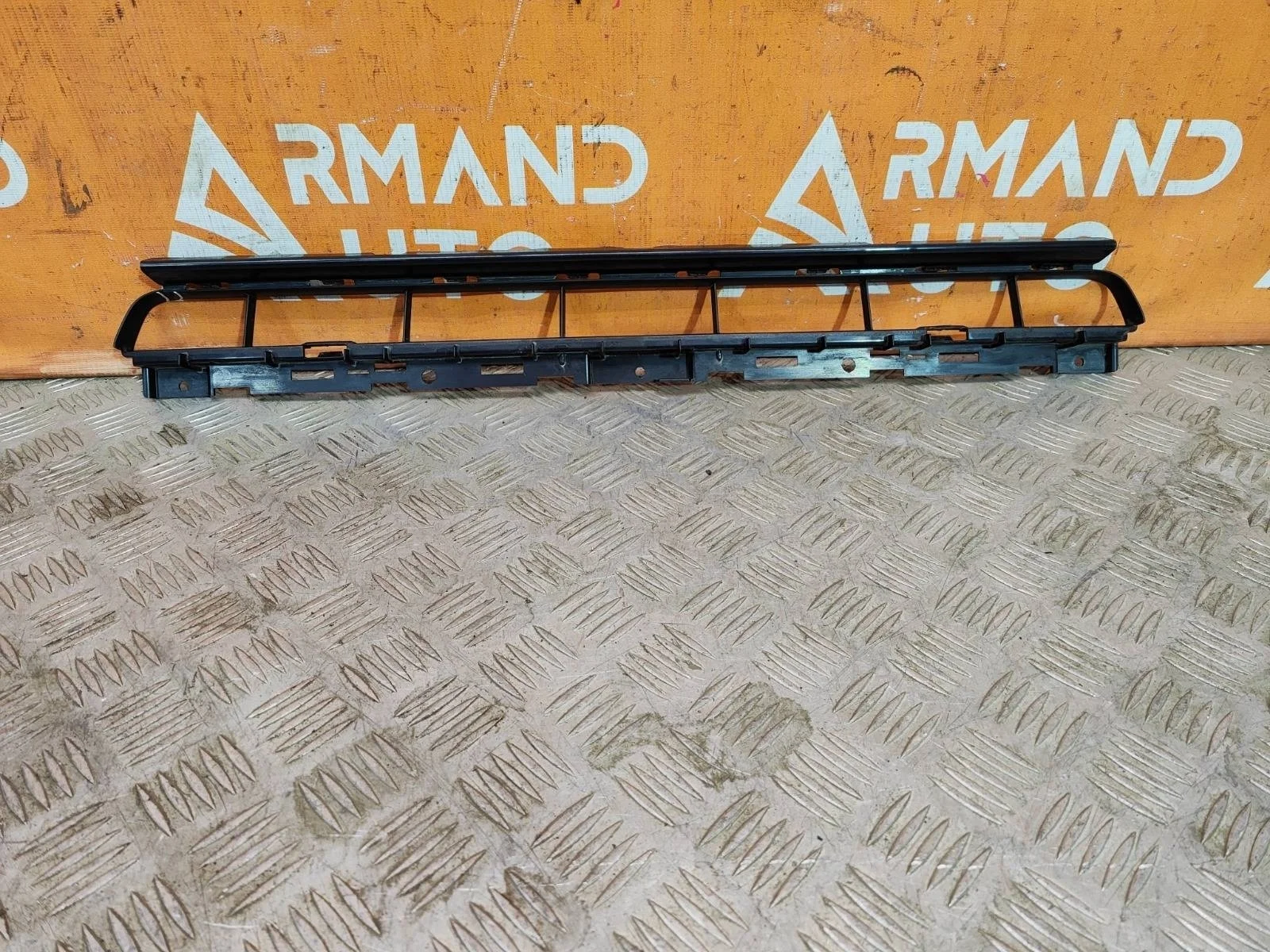 Решетка бампера Audi A4 2015-2020 B9