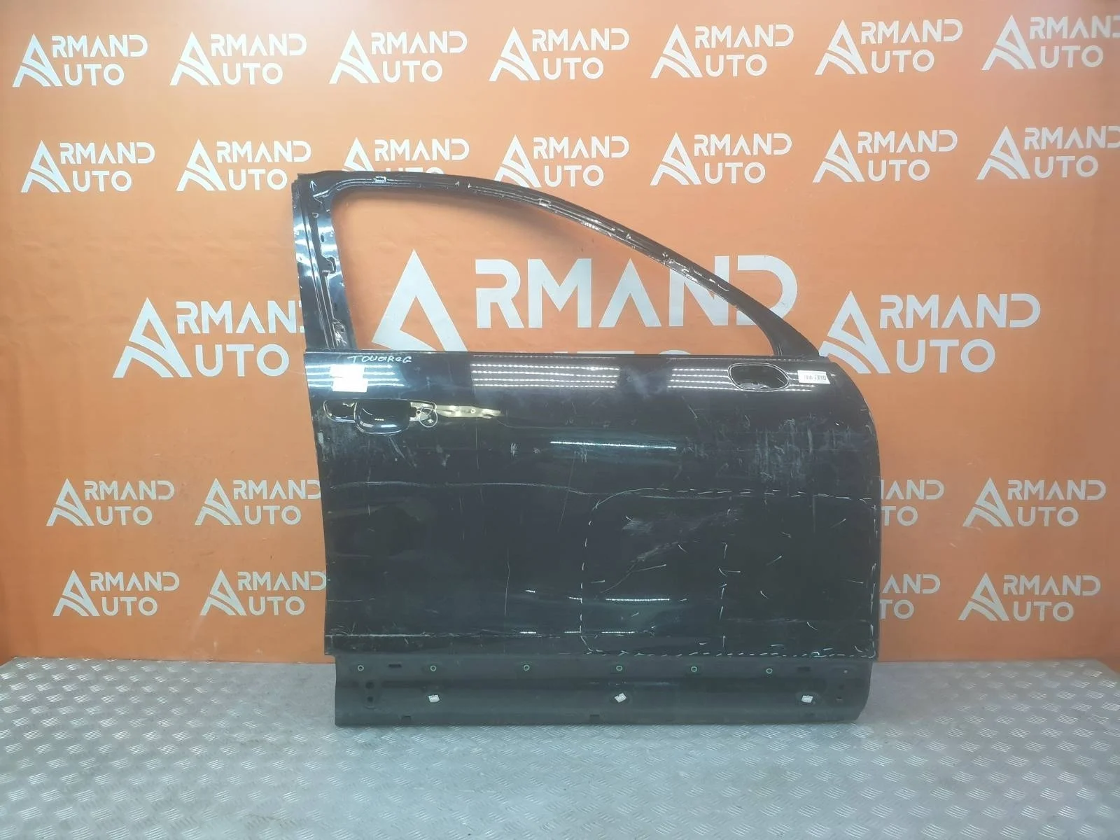 Дверь Volkswagen Touareg 2010-2018