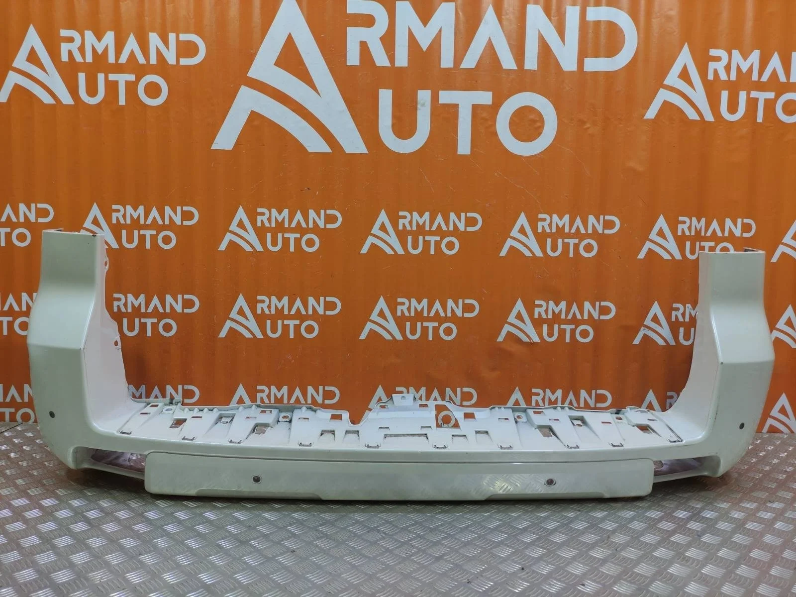 Бампер Toyota Land Cruiser Prado 2017-нв 150