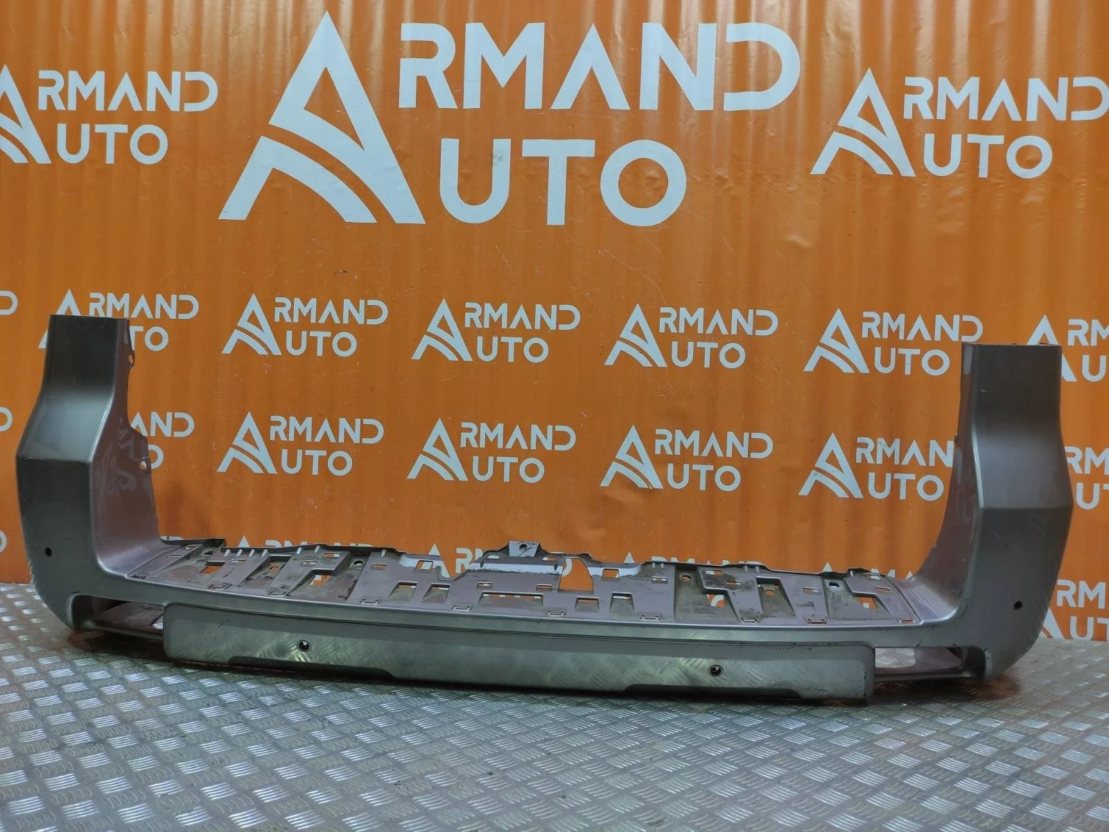 Бампер Toyota Land Cruiser Prado 2017-нв 150