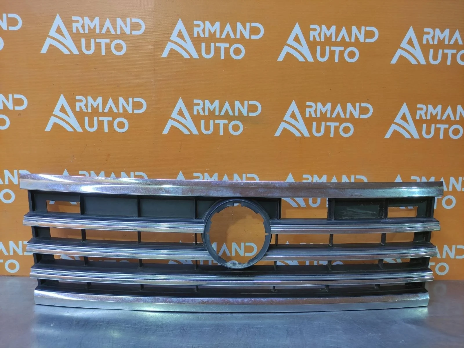 Решетка радиатора Volkswagen Touareg 2018-нв 3