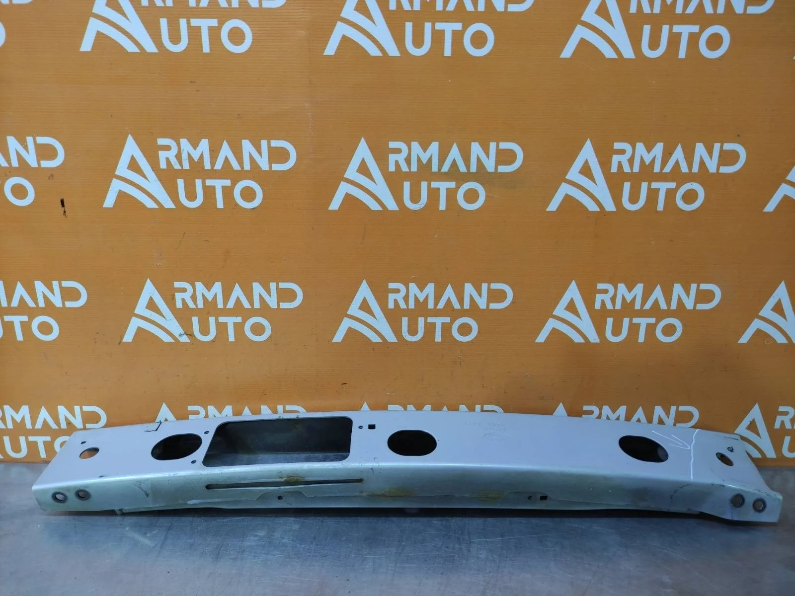 Усилитель бампера Land Rover Range 2012-2022 4 L405