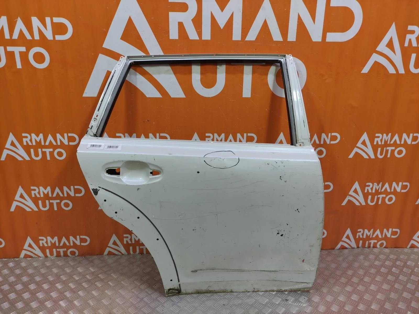 Дверь Subaru Outback 2009-2014