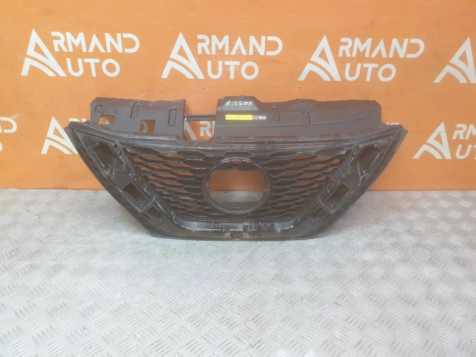 Решетка радиатора Nissan Qashqai 2017-2022 j11