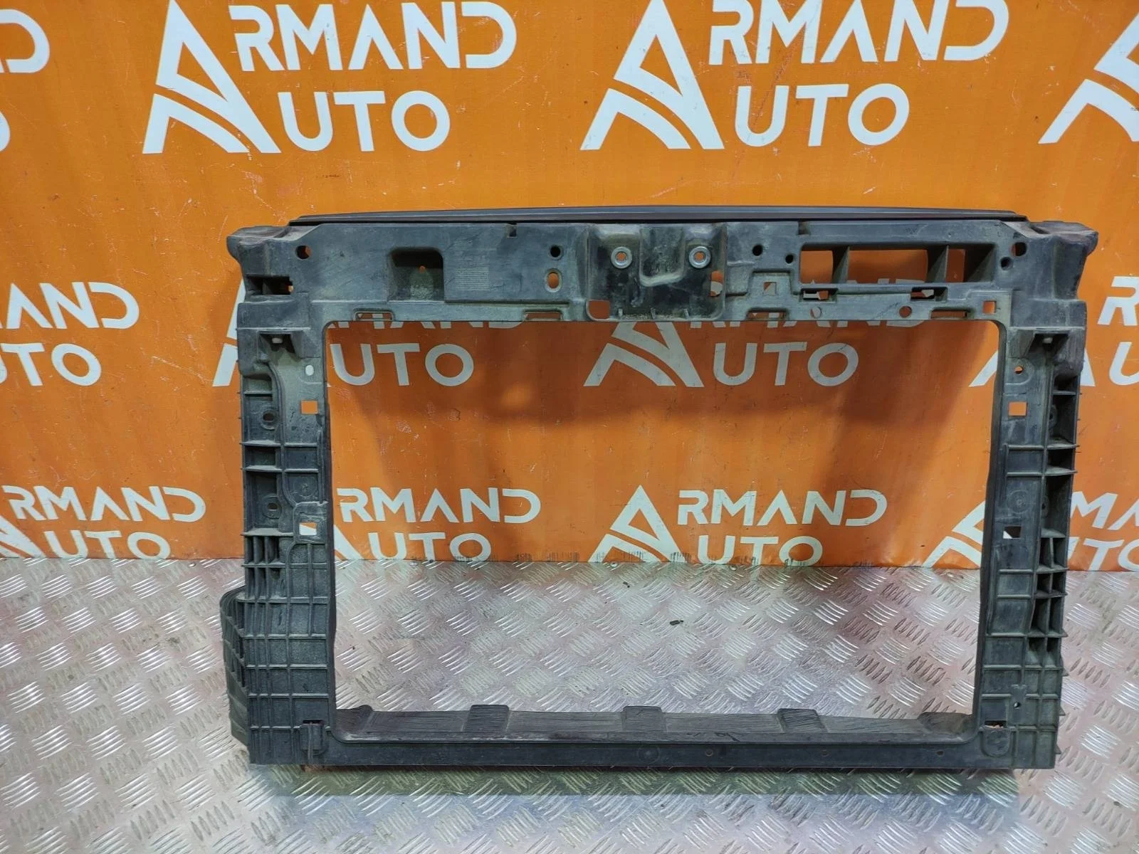 Панель передняя (суппорт радиатора) Skoda Rapid 2020-нв