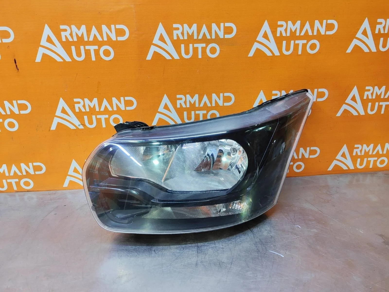 Фара Ford Transit 2014-нв 7 TTG