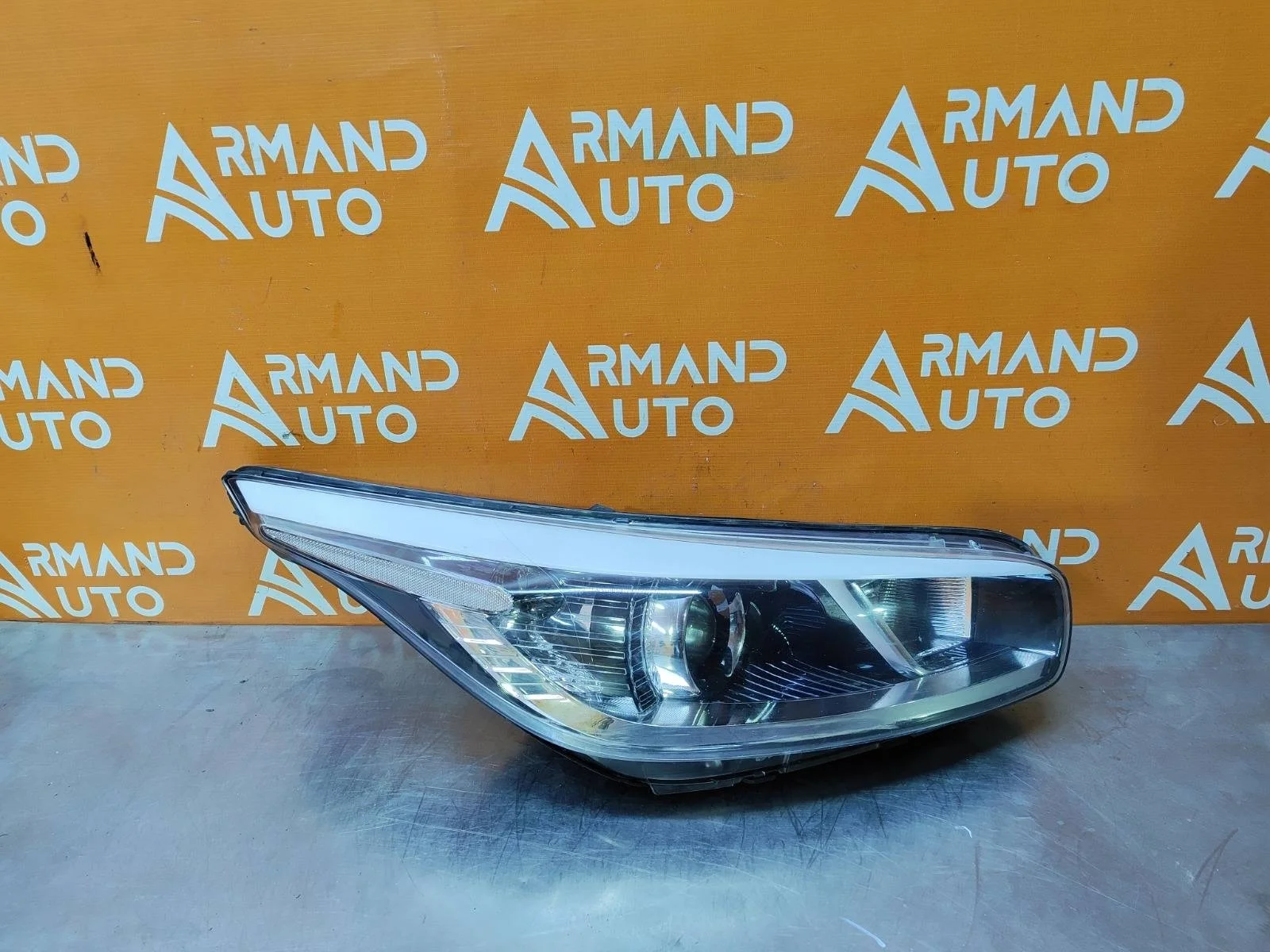 Фара KIA Ceed 2012-2018 JD