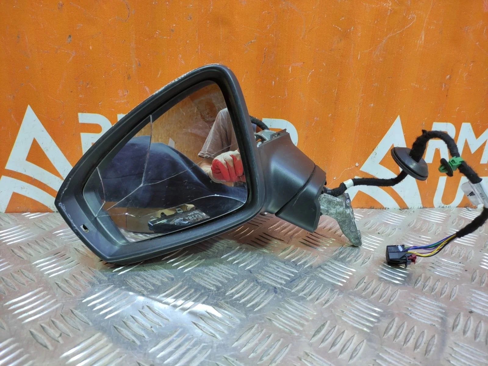 Зеркало Volkswagen Tiguan 2016-нв