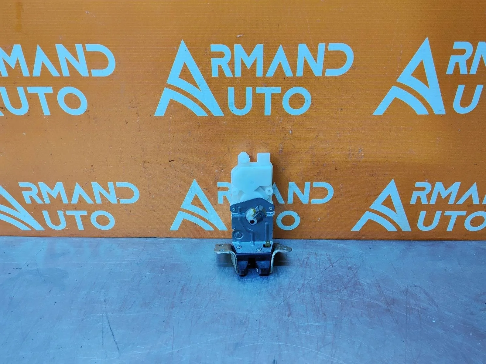 Замок двери багажника Mitsubishi ASX 2010-нв GA0