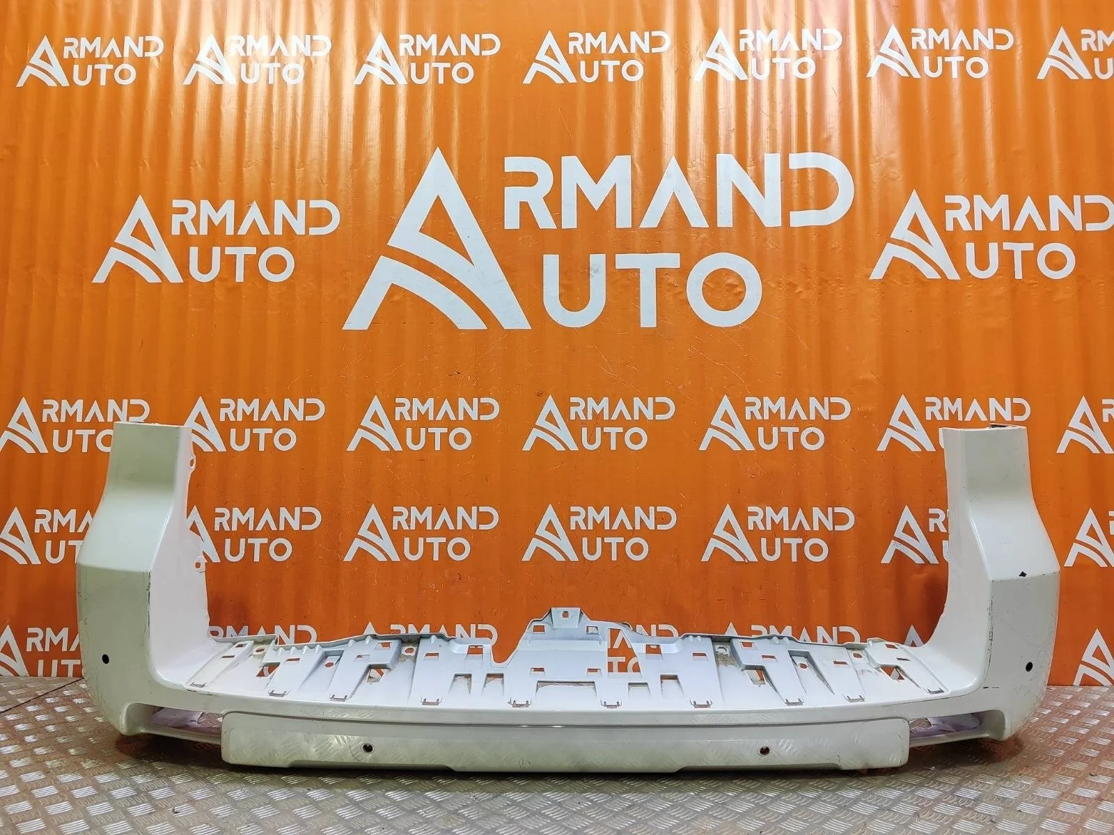 Бампер Toyota Land Cruiser Prado 2017-нв 150