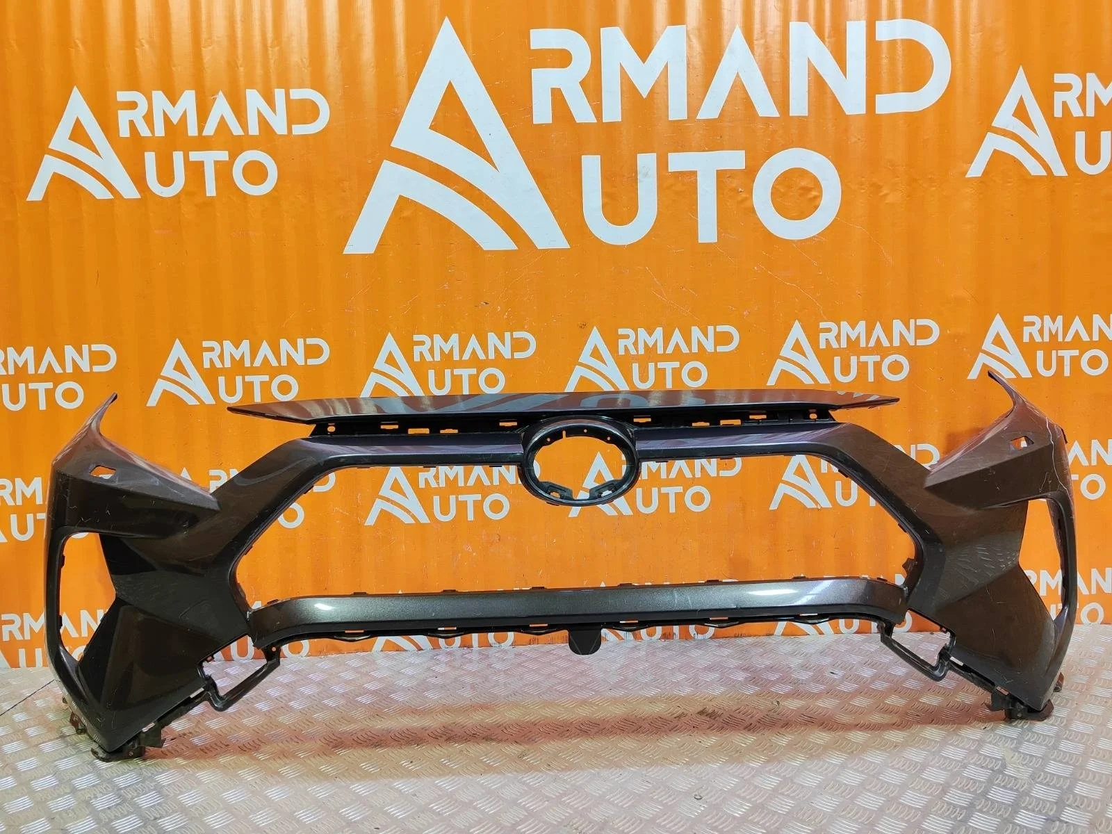 Бампер Toyota RAV4 2018-нв 5 XA50