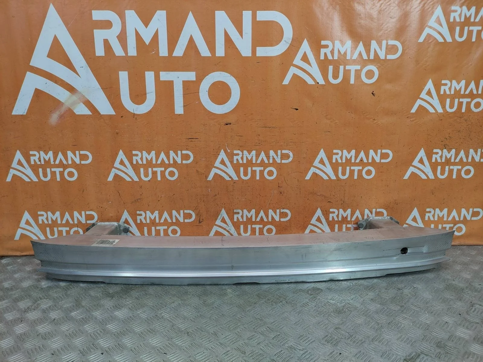 Усилитель бампера Mercedes -Class 2013-2020 W222