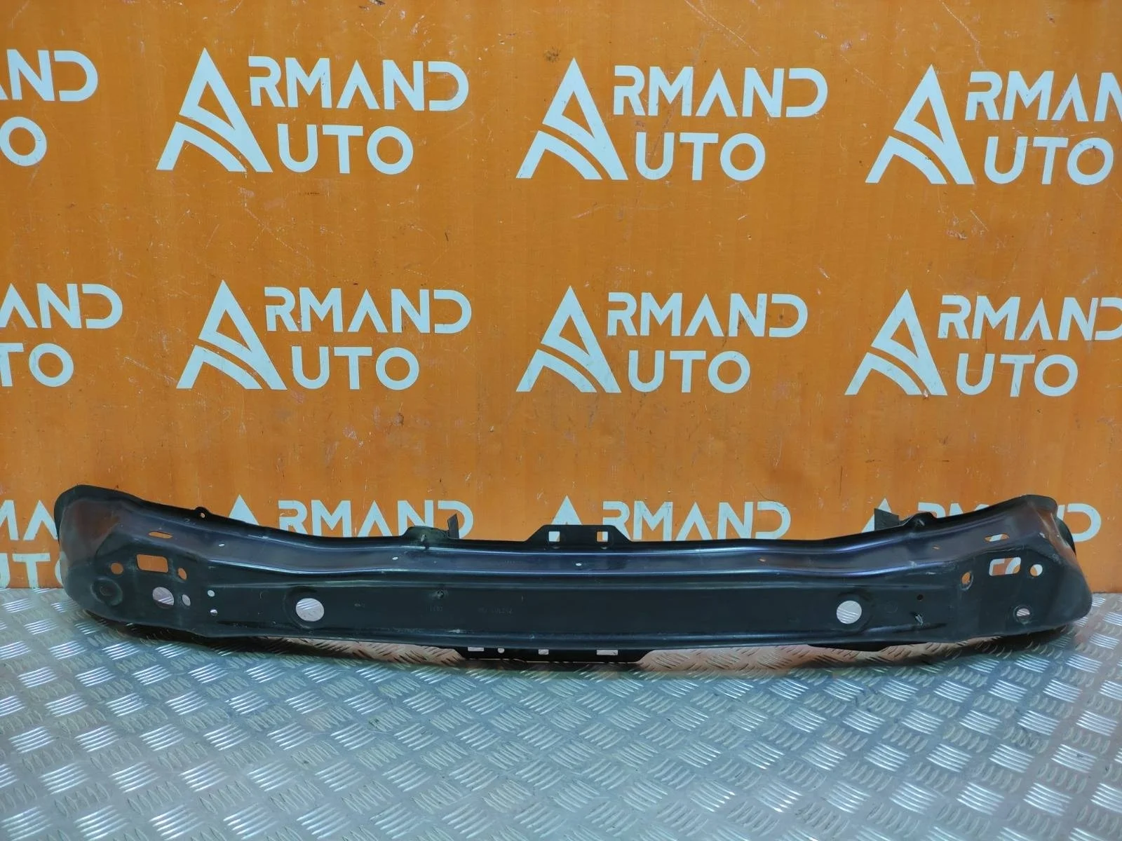 Усилитель бампера Renault Arkana 2019-нв