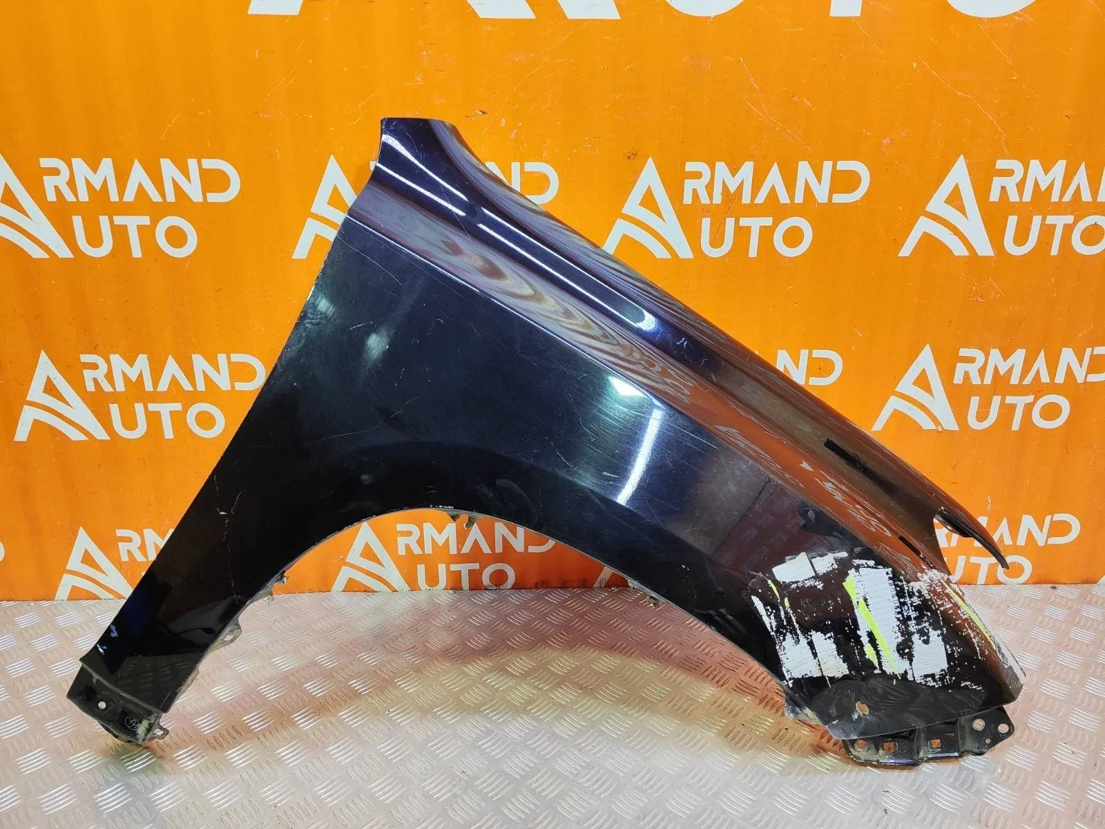 Крыло Toyota Land Cruiser Prado 2009-2017 150