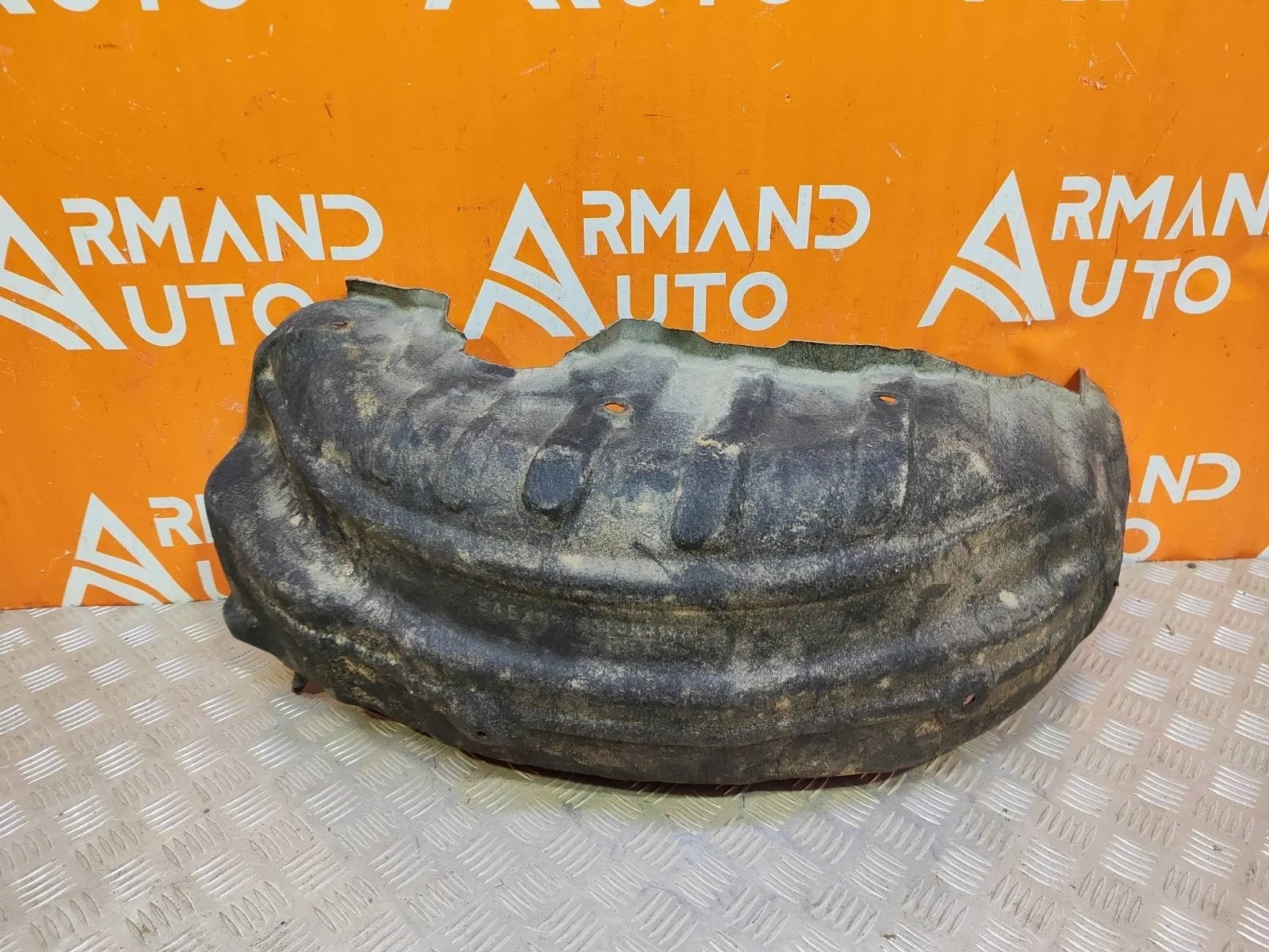 Подкрылок Mitsubishi Outlander 2012-нв 3