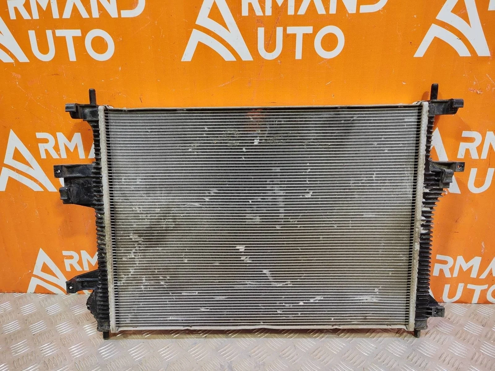 Радиатор двигателя (двс) Chery Tiggo 7 Pro 2020-нв T1E