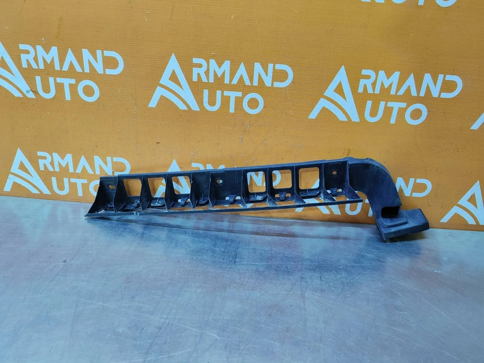 Кронштейн бампера Skoda Octavia 2013-2020 A7 (5E)