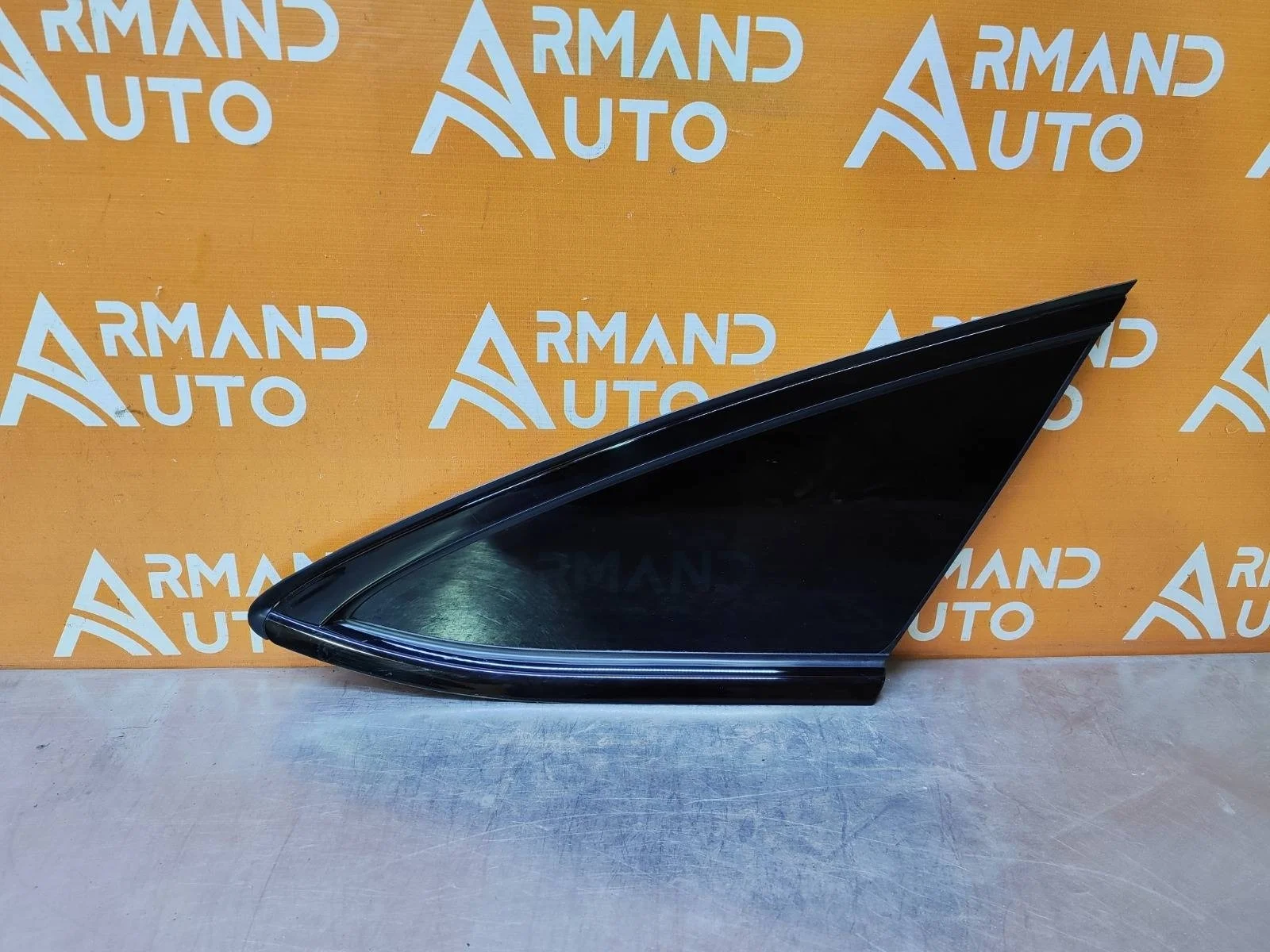 Стекло глухое Mercedes GLE-Class Coupe 2015-2019 C292