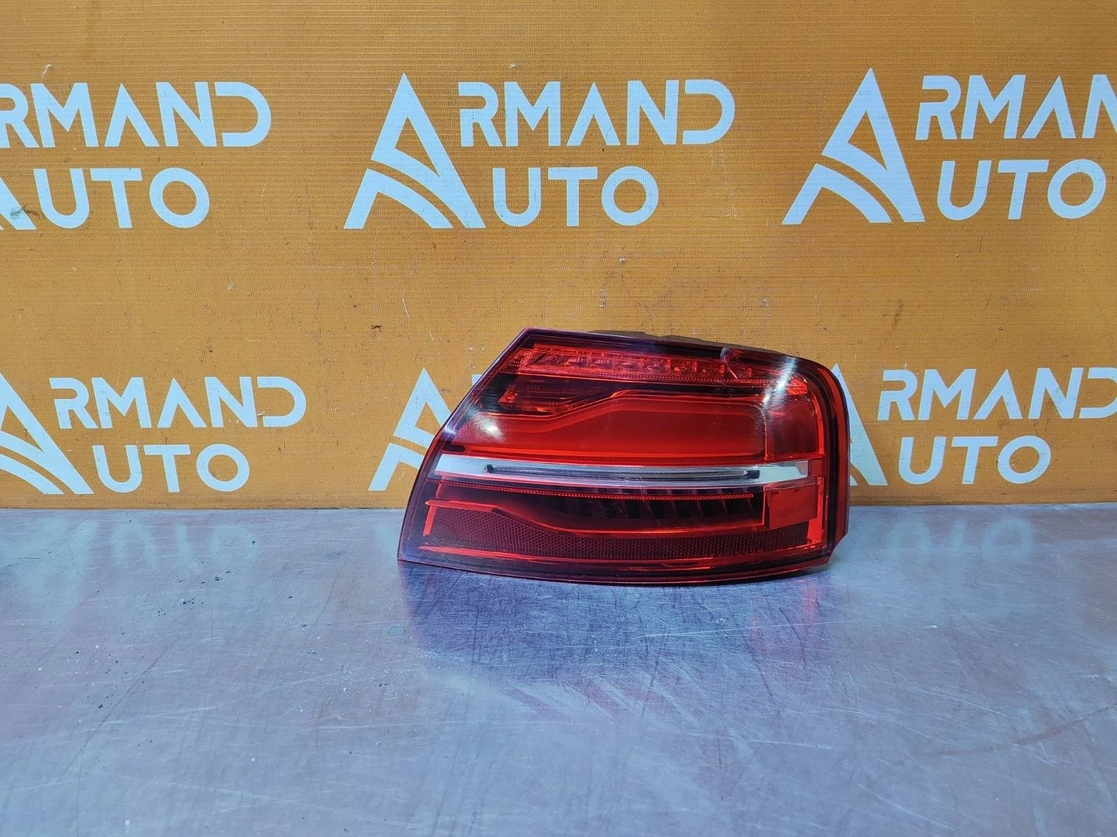 Фонарь внешний Audi A8 2013-2017 D4