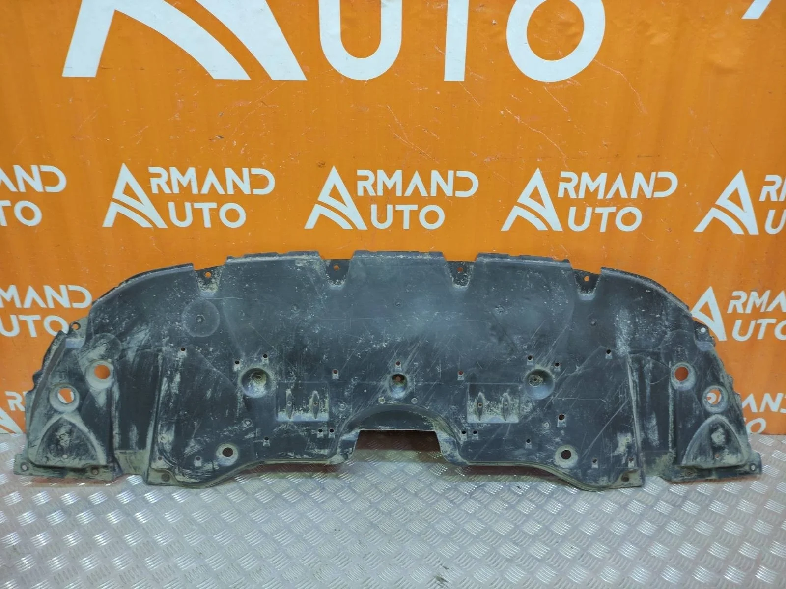 Пыльник бампера Toyota Camry 2020-нв 8 XV70