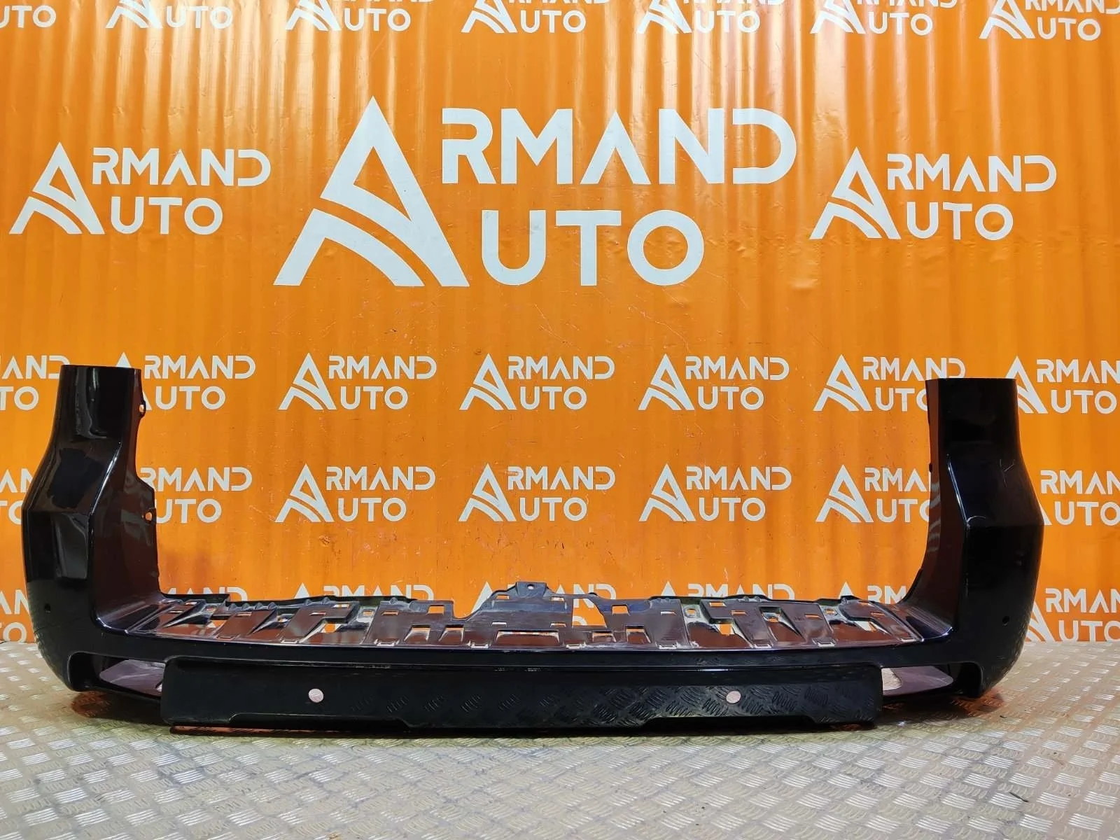 Бампер Toyota Land Cruiser Prado 2017-нв 150