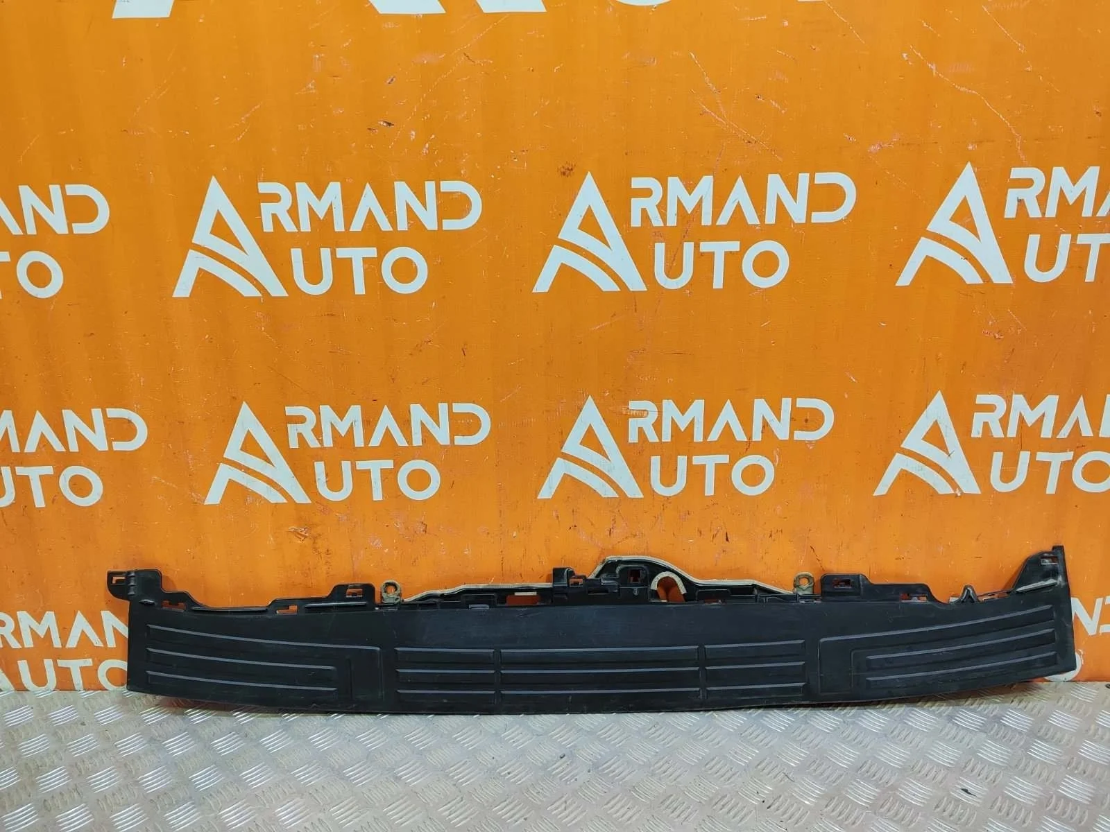 Накладка бампера верхняя Toyota Land Cruiser Prado 2009-нв 150