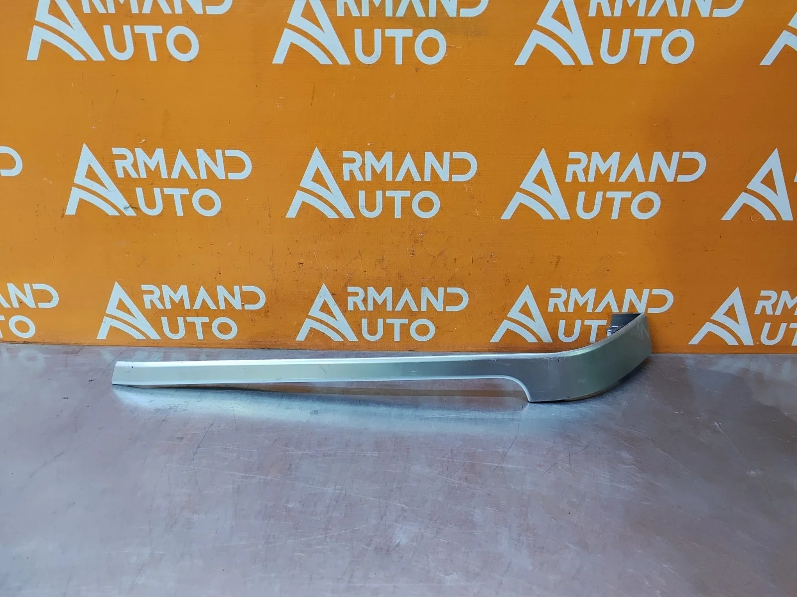 Молдинг бампера Land Rover Range 2012-2022 4 L405