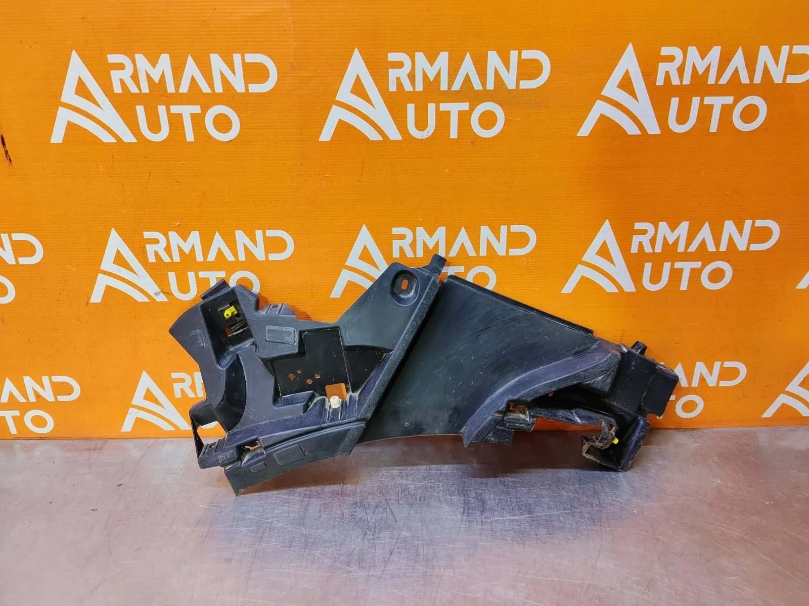 Кронштейн бампера Land Rover Range Sport 2017-нв L494