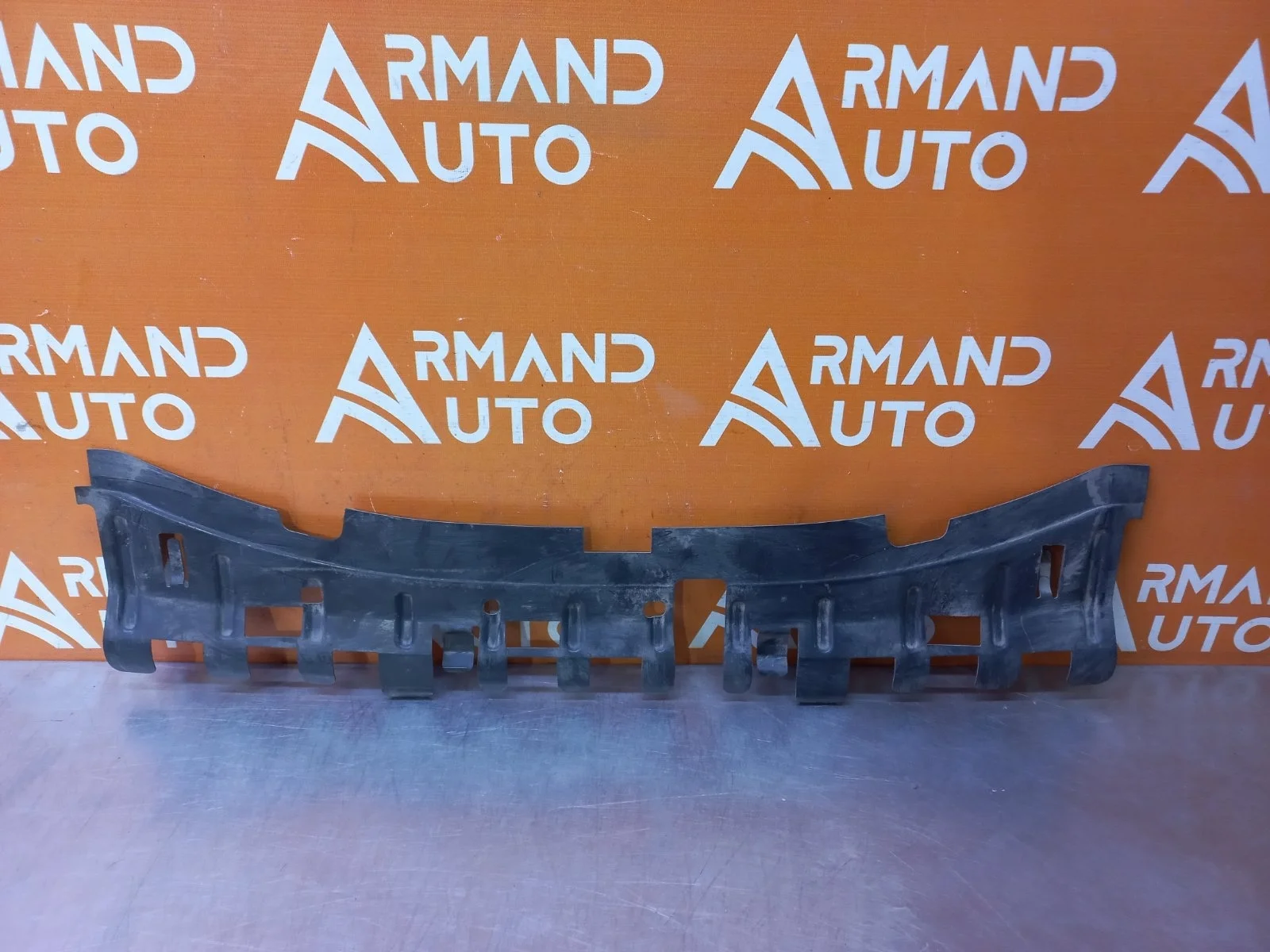 Накладка абсорбера бампера Land Rover Range 2012-2022 4 L405