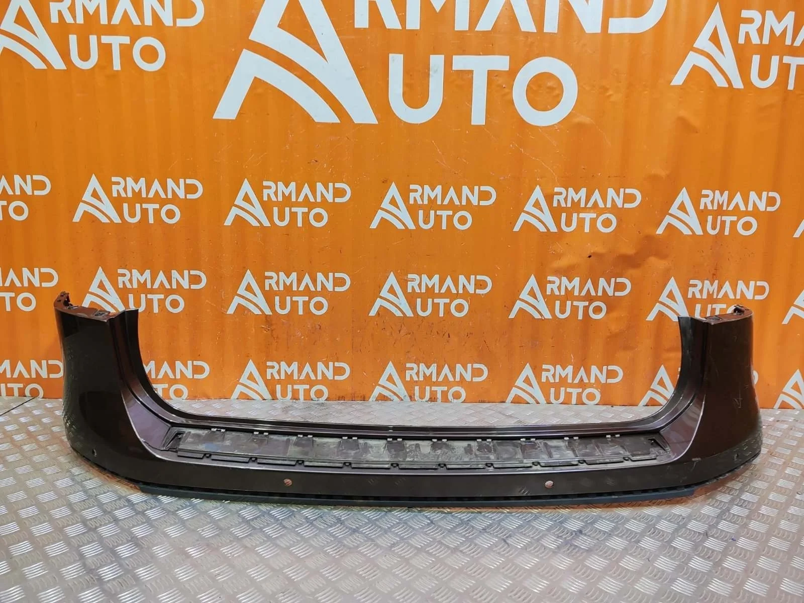 Бампер Volkswagen Touareg 2010-2014