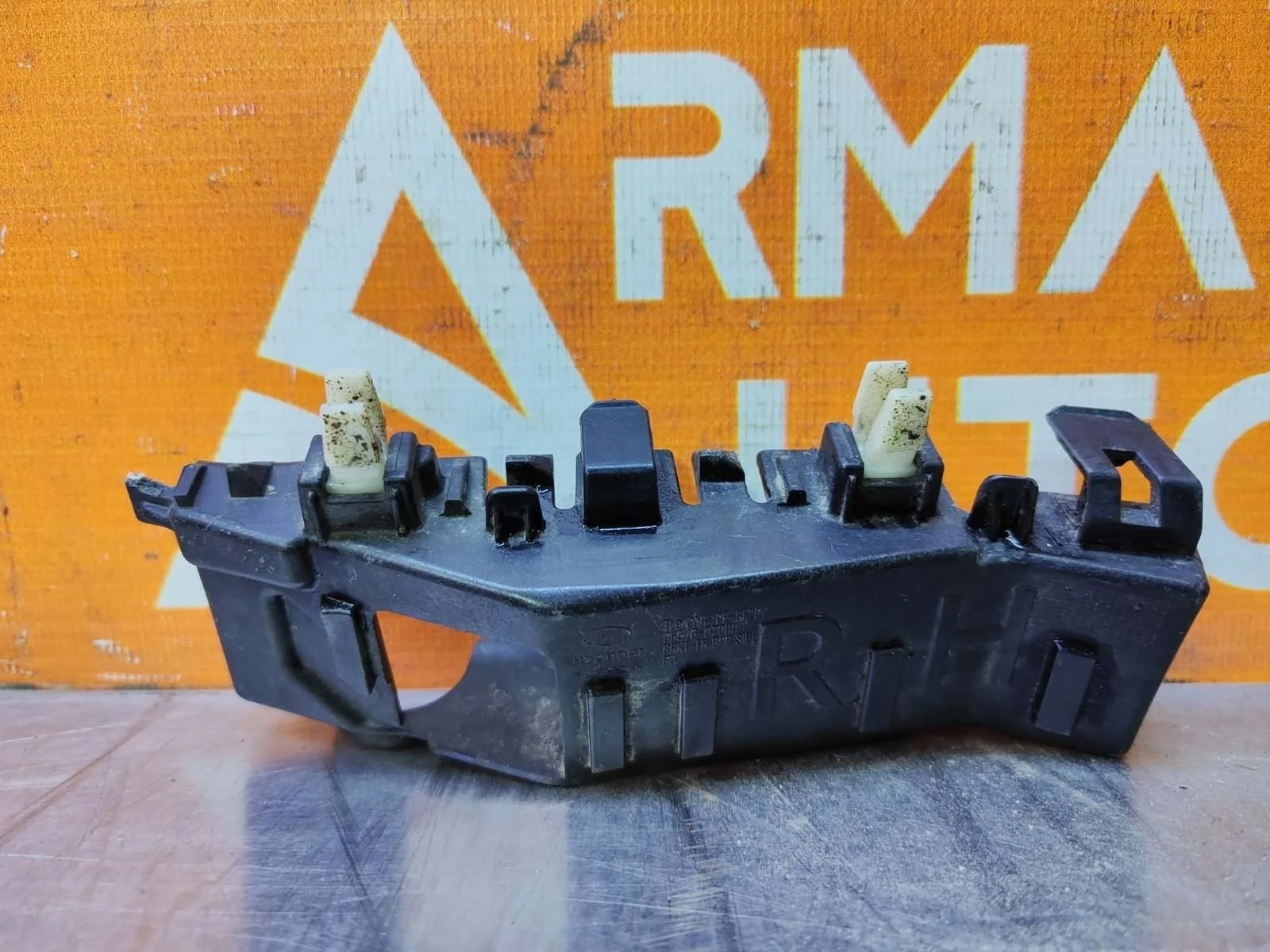 Кронштейн бампера Hyundai Tucson 2015-2021 3