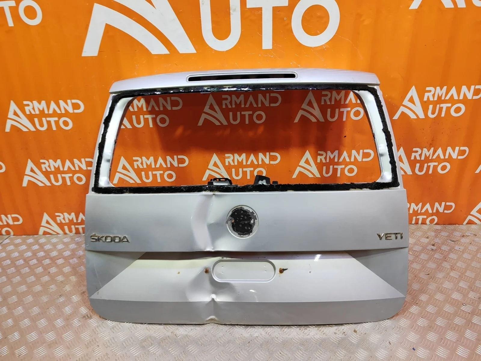 Дверь багажника Skoda Yeti 2014-2018