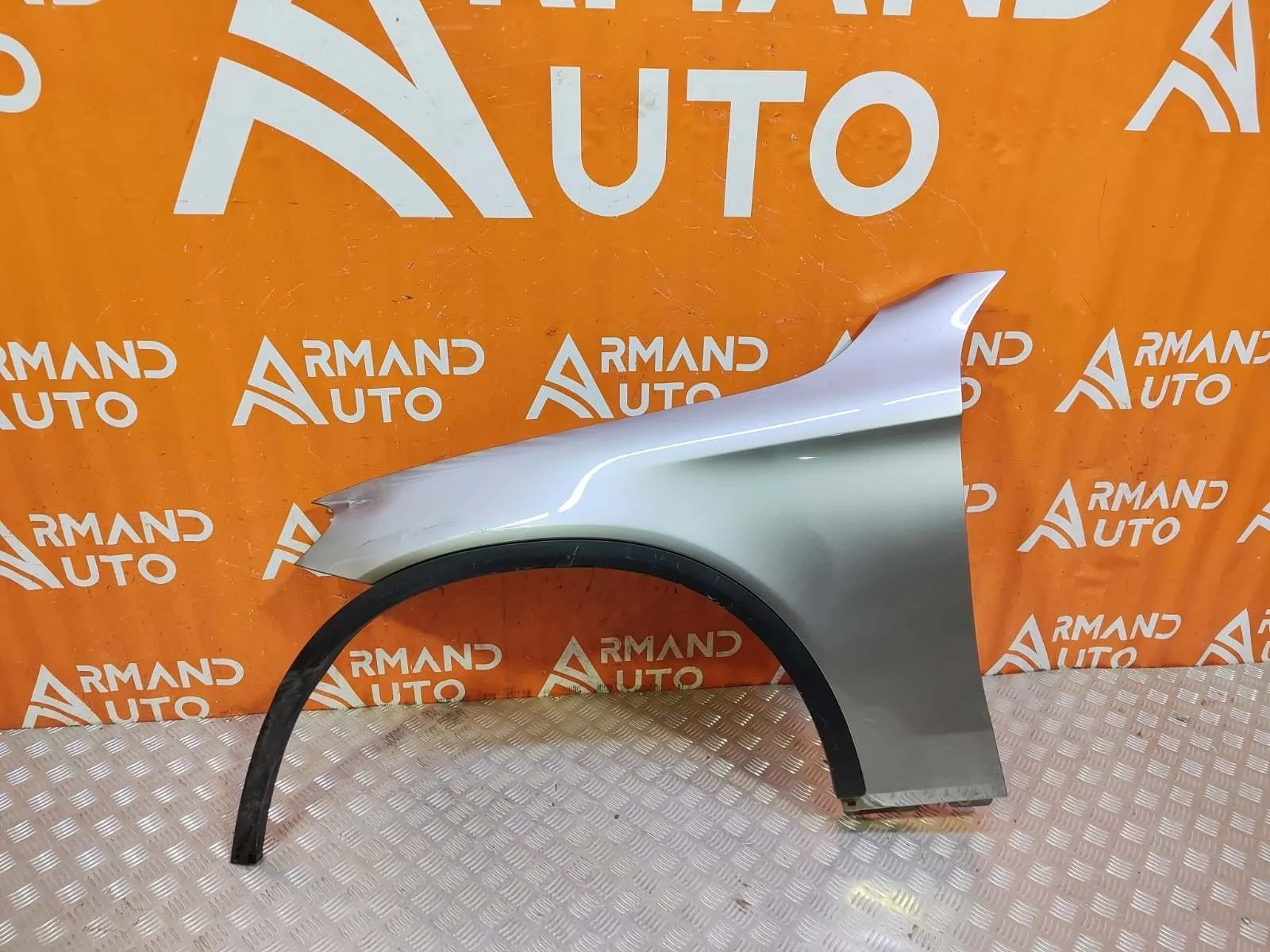 Крыло Mercedes GLC-Class 2015-нв X253