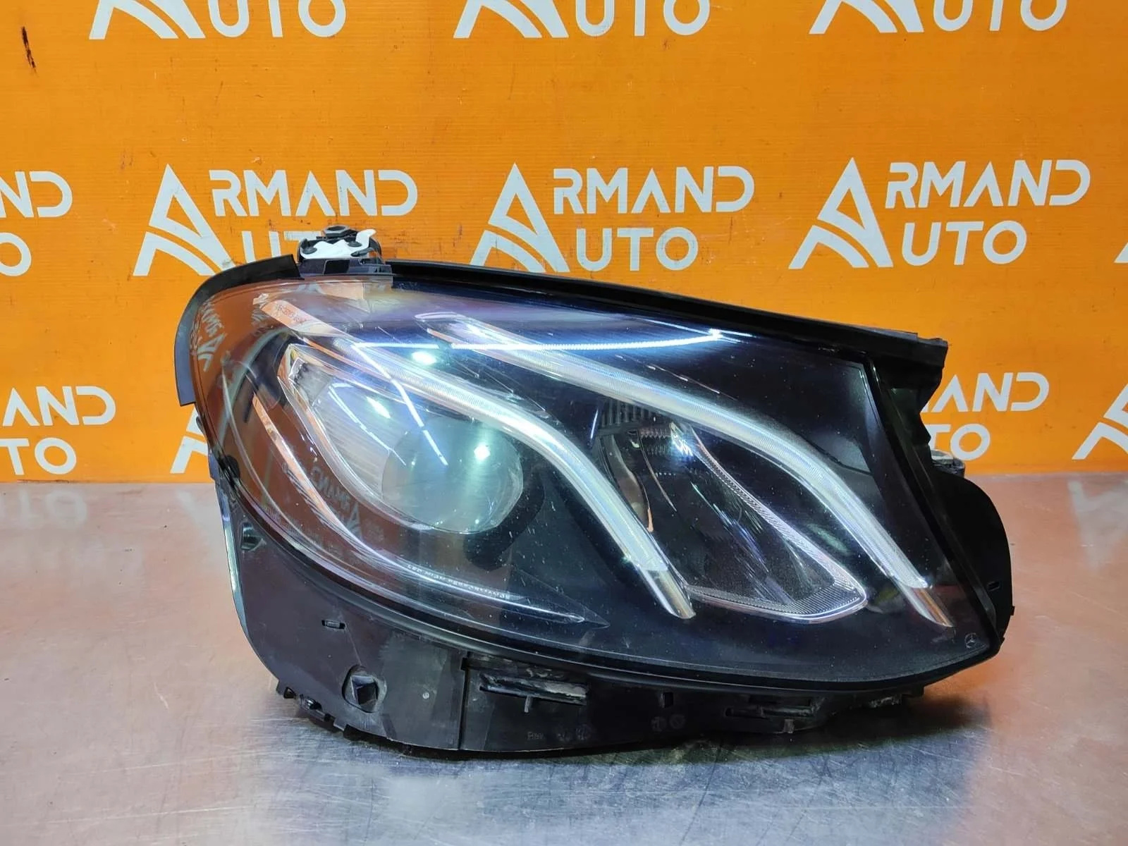 Фара Mercedes -Class 2016-2020 W213, S213, C238