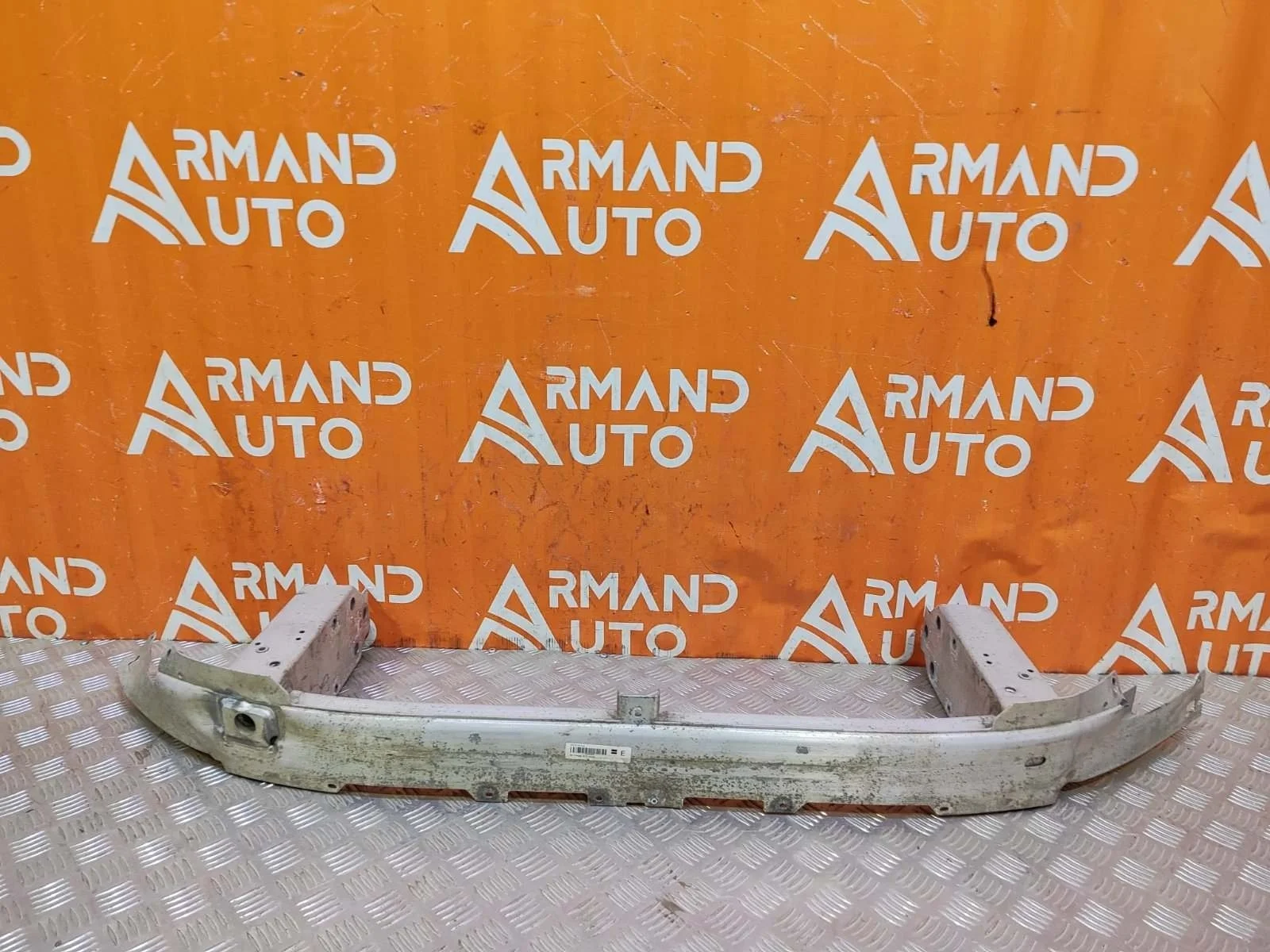 Усилитель бампера BMW 5 series 2016-нв G30 G31