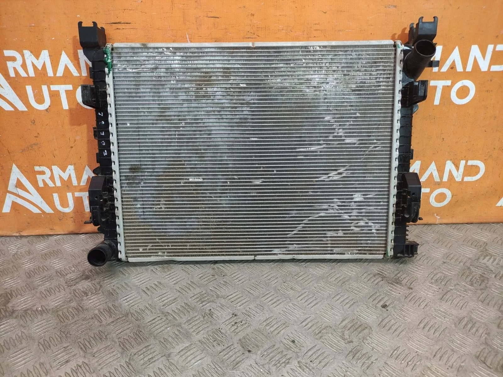 Радиатор двигателя (двс) Renault Logan 2012-2022