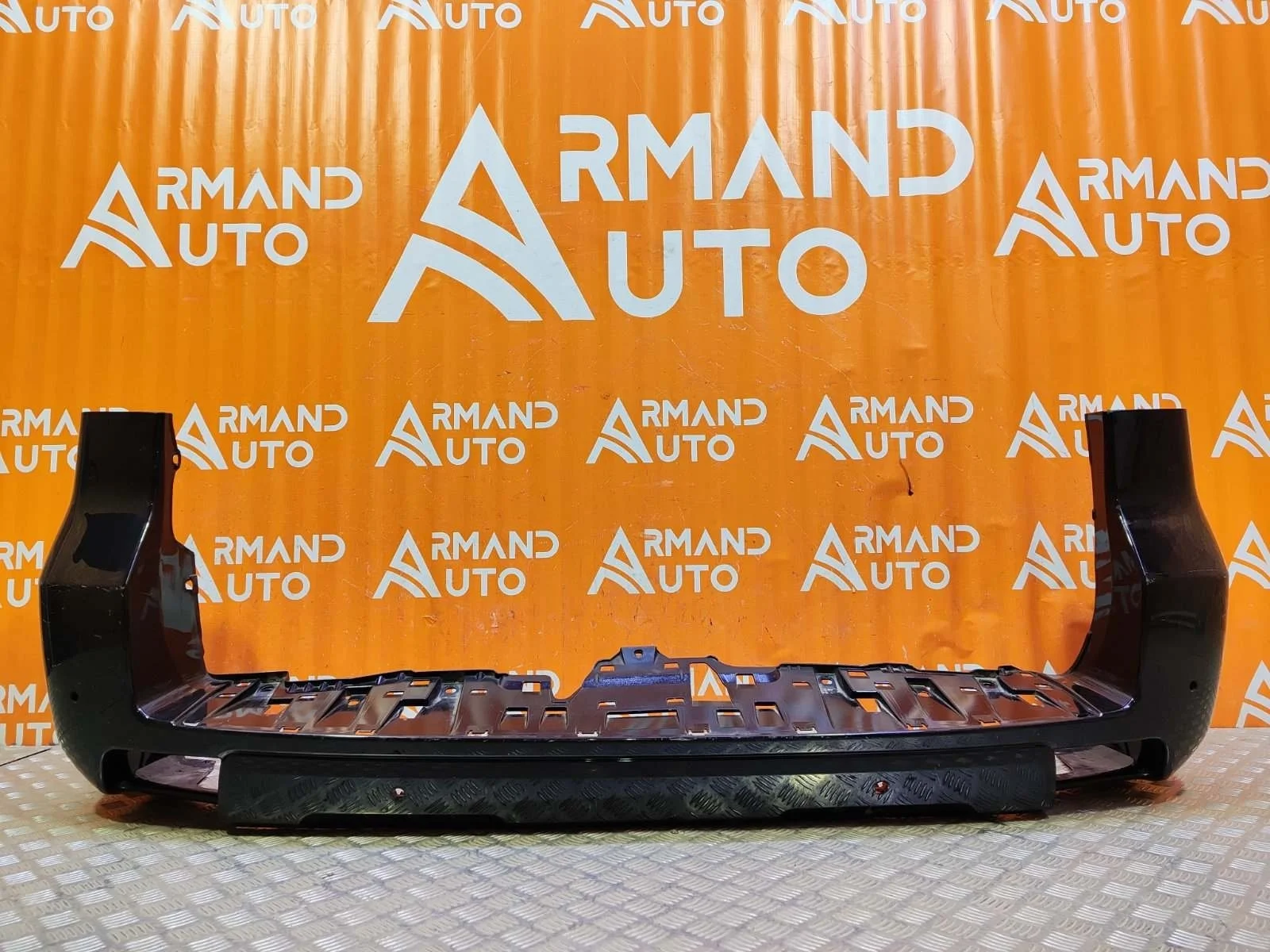 Бампер Toyota Land Cruiser Prado 2017-нв 150