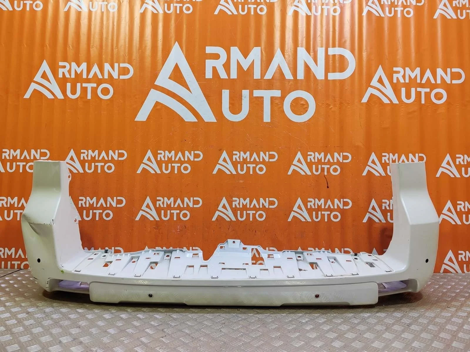 Бампер Toyota Land Cruiser Prado 2017-нв 150