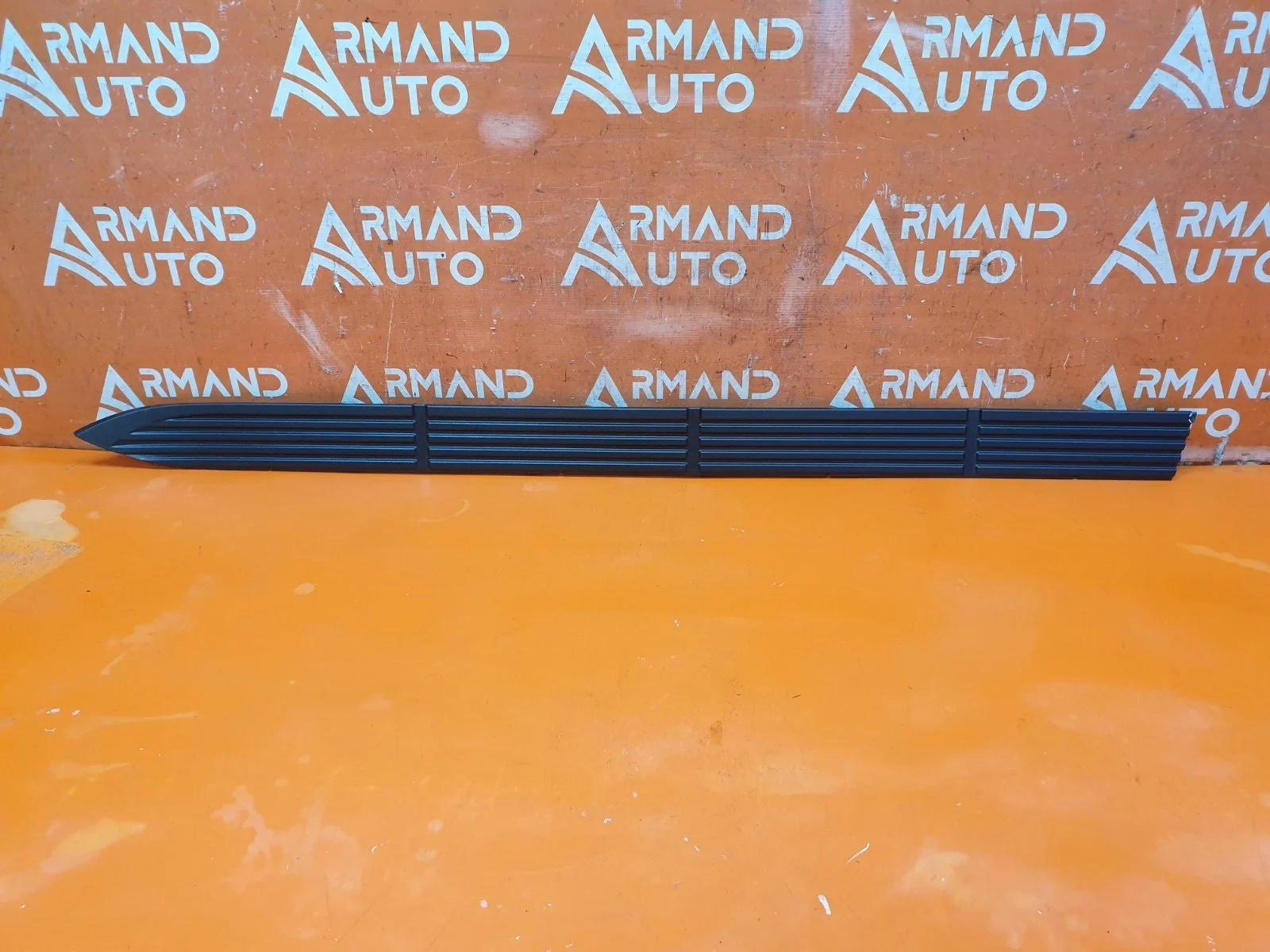 Накладка подножки Toyota Land Cruiser 2012-2021 200