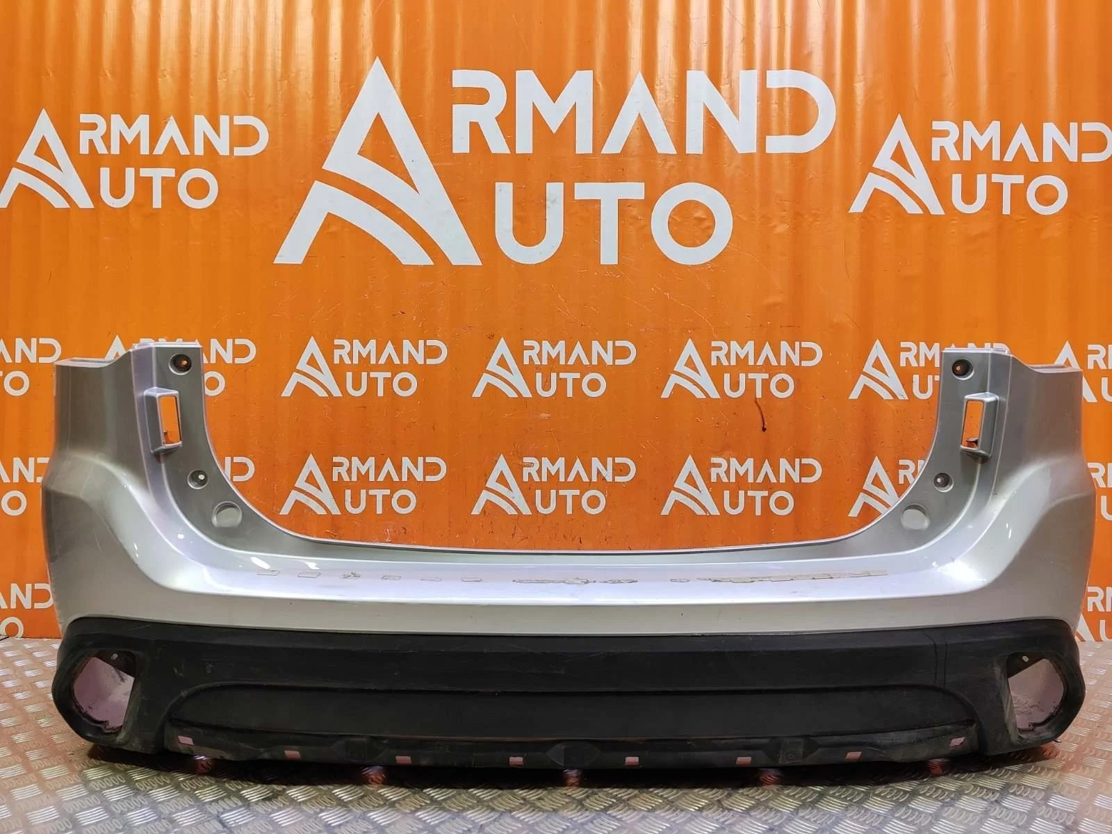 Бампер Mitsubishi Outlander 2015-2018 3
