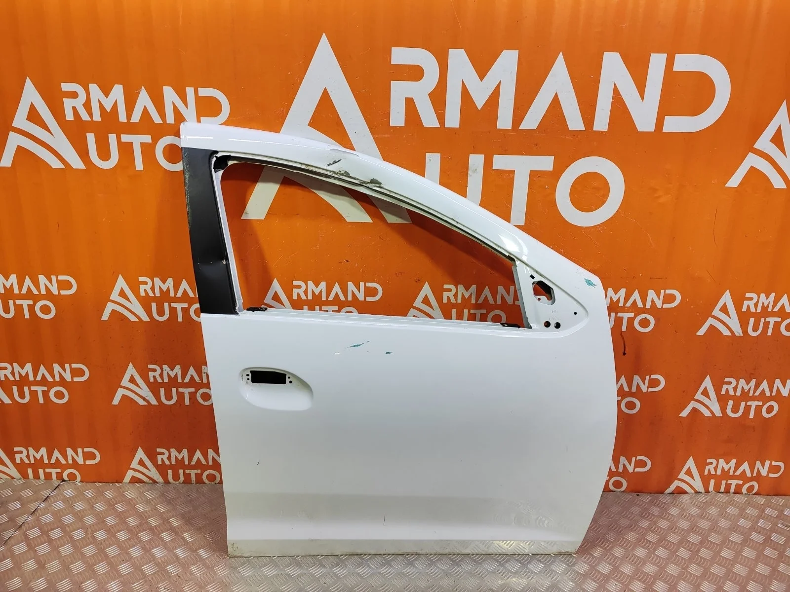 Дверь Renault Logan 2012-2022